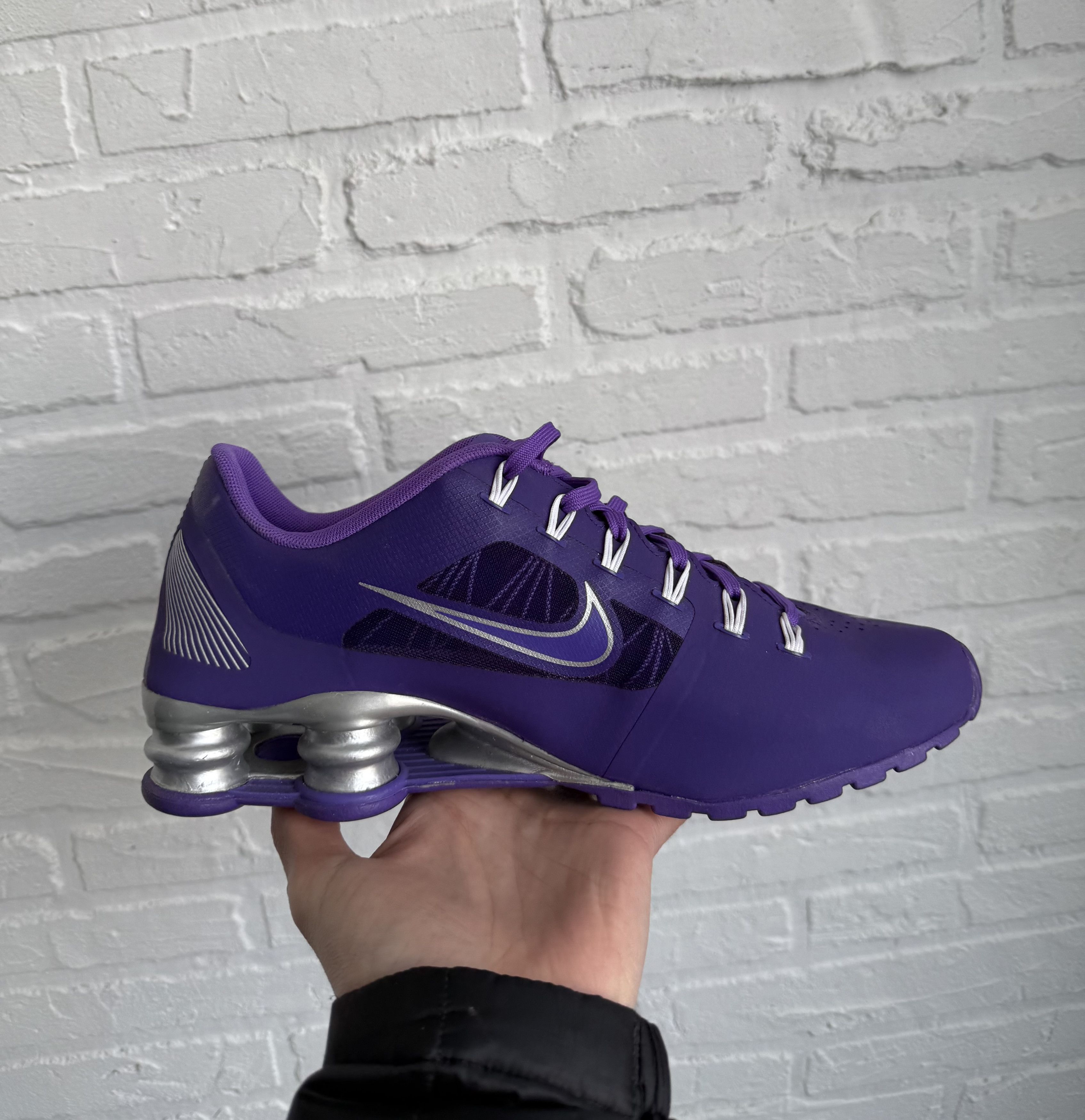 Nike 2014 Nike shox r4 superfly violet silver sneakers Size US 9 / EU 42 - 4 Thumbnail