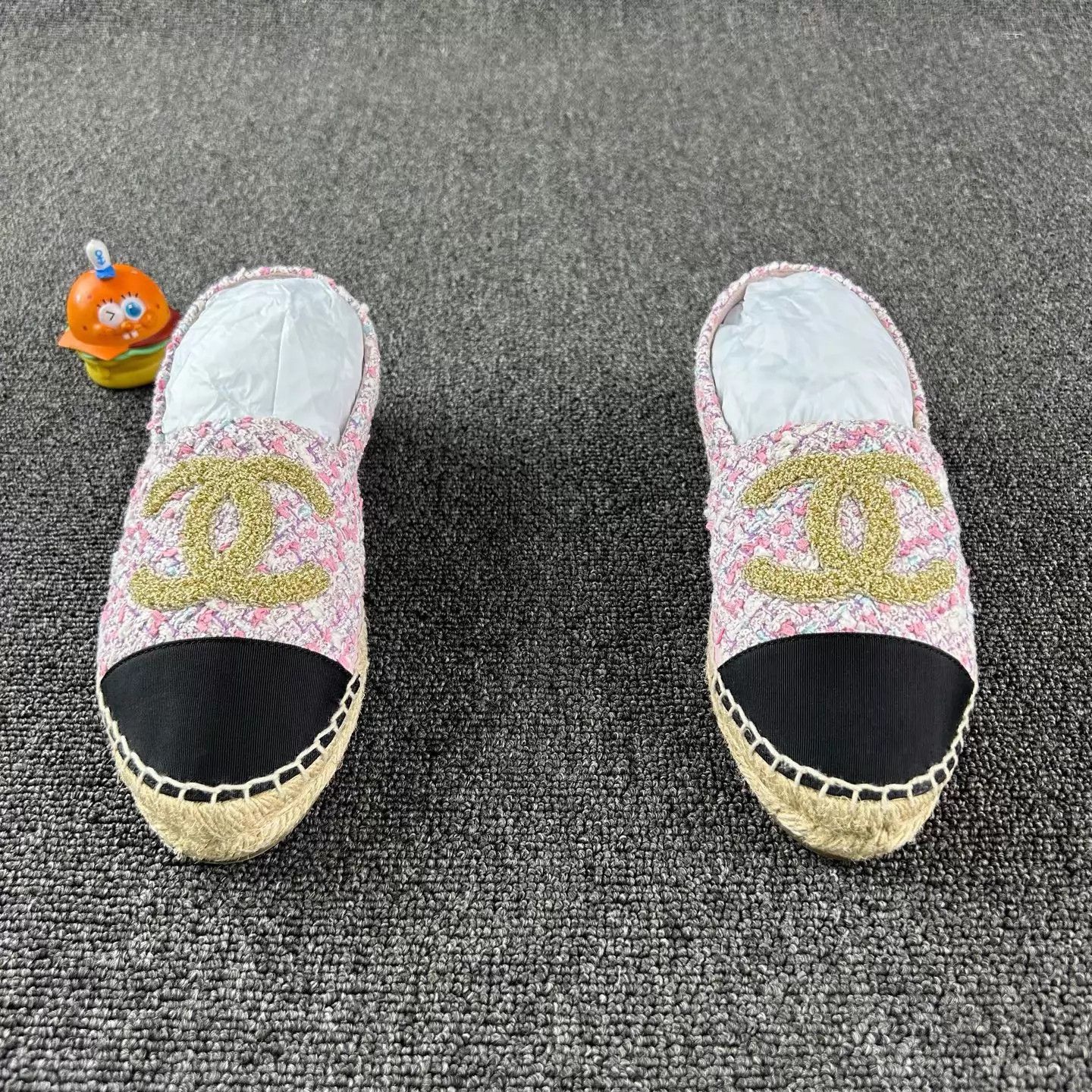 Chanel Chanel tweed fisherman shoes gold CC 37 like new HB6094 Size US 6.5 / IT 36.5 - 2 Thumbnail