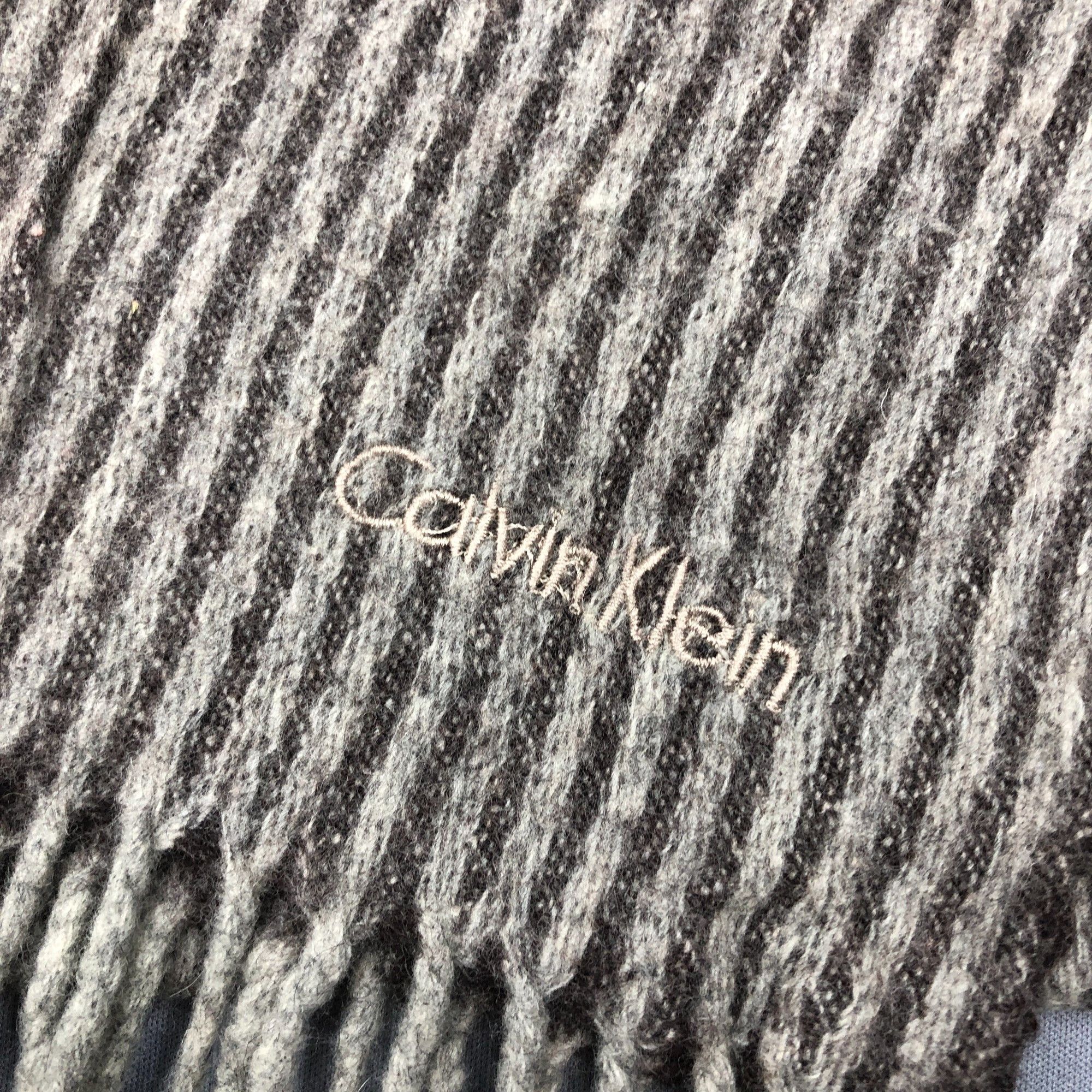 Calvin Klein Vintage Calvin Klein Scarf Muffler Wool Winter Scarves Size ONE SIZE - 4 Thumbnail