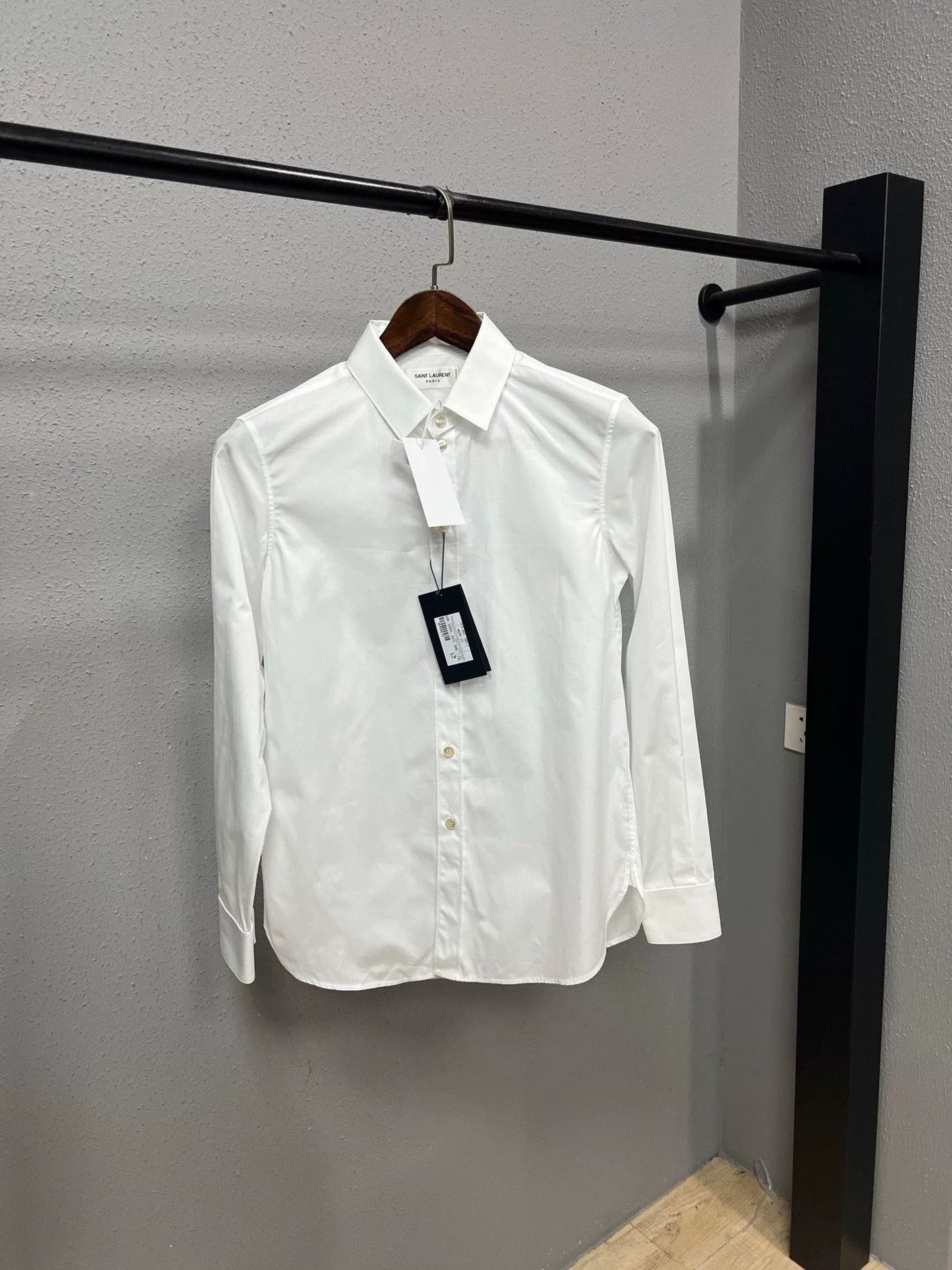 Saint Laurent Paris Saint Laurent White Long-Sleeve Shirt Size US S / EU 44-46 / 1 - 1 Thumbnail