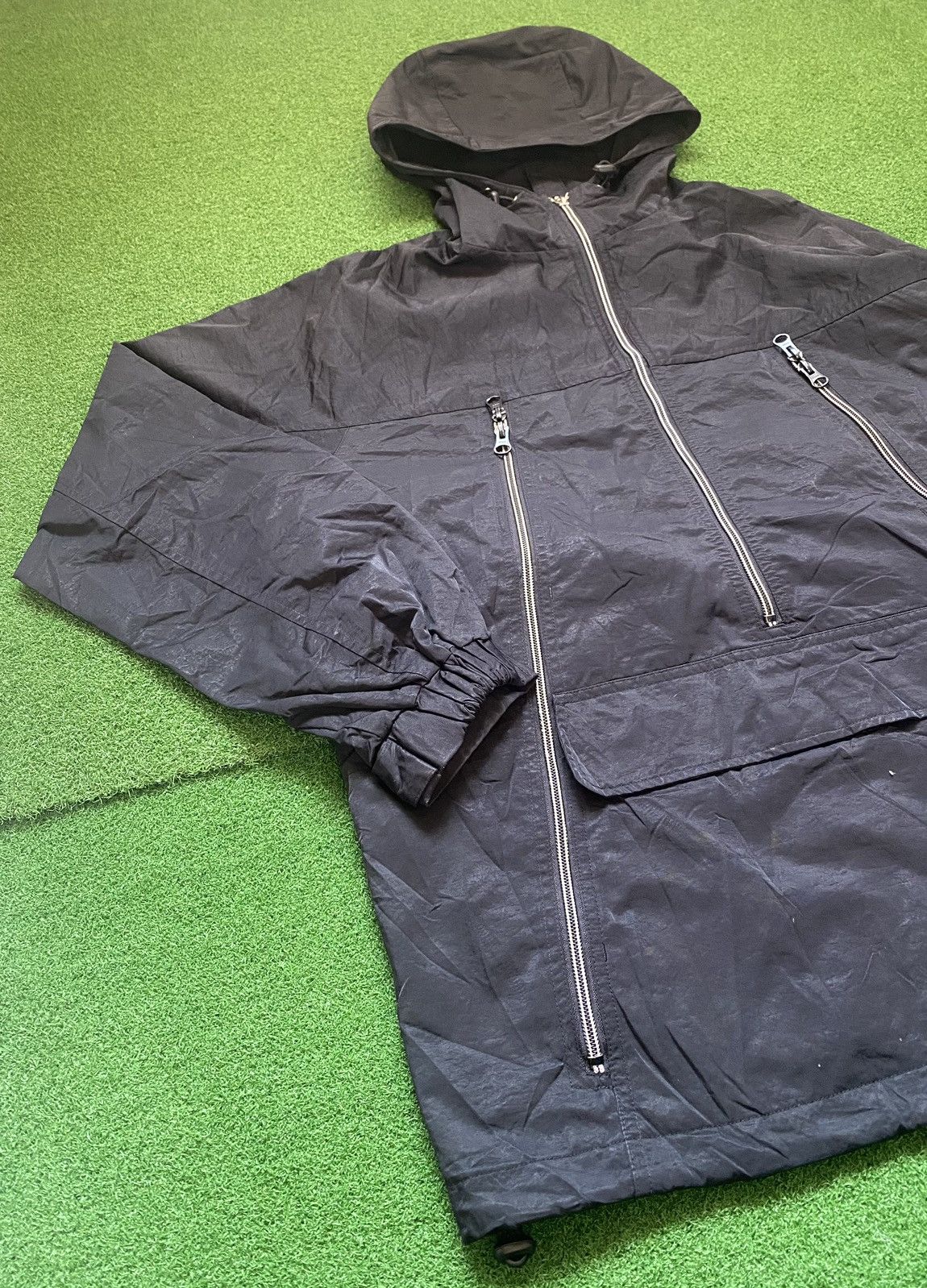 Uniqlo UNIQLO WINDBREAKER Size US L / EU 52-54 / 3 - 3 Thumbnail