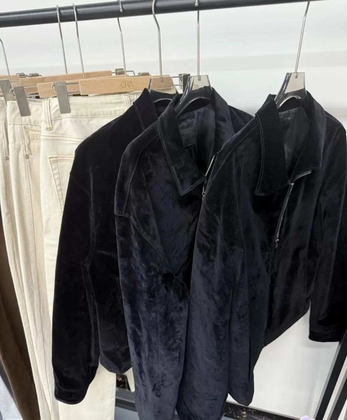 Other Independent Brand Velvet Jacket Size US M / EU 48-50 / 2 - 1 Preview