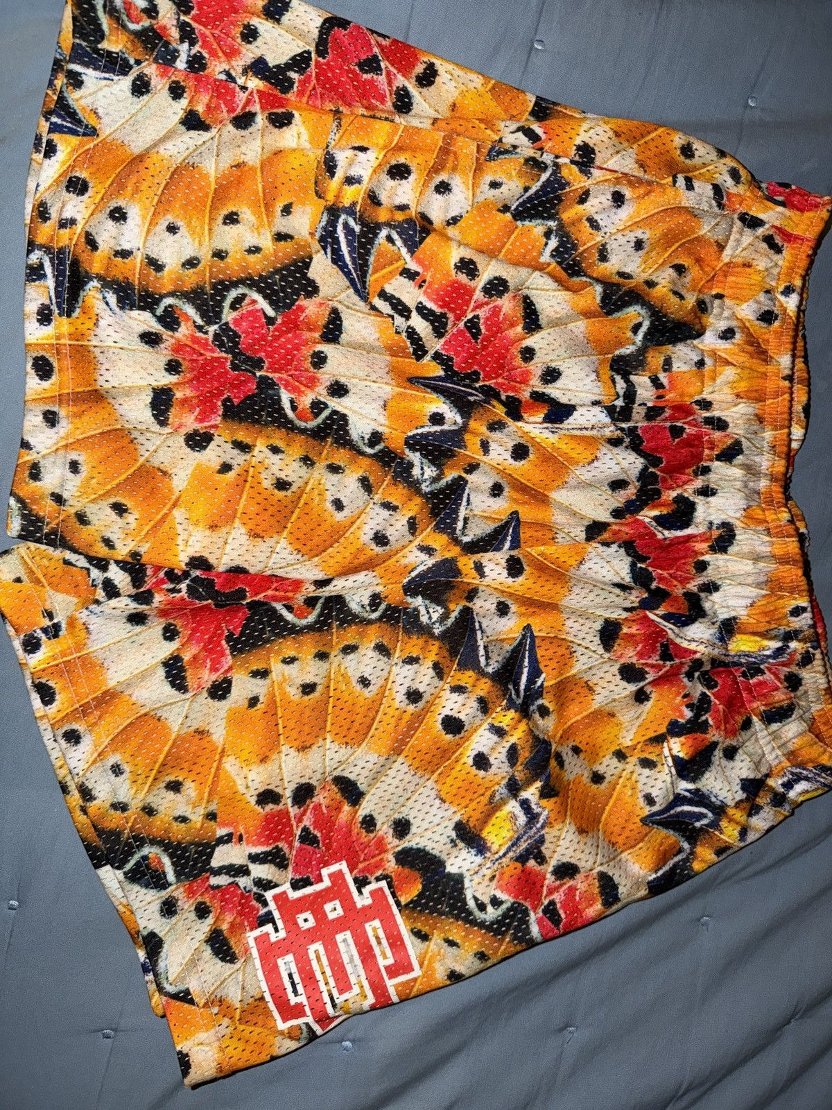 Eric Emanuel Eric Emanuel Orange Butterfly Mesh Shorts Size US 32 / EU 48 - 1 Thumbnail