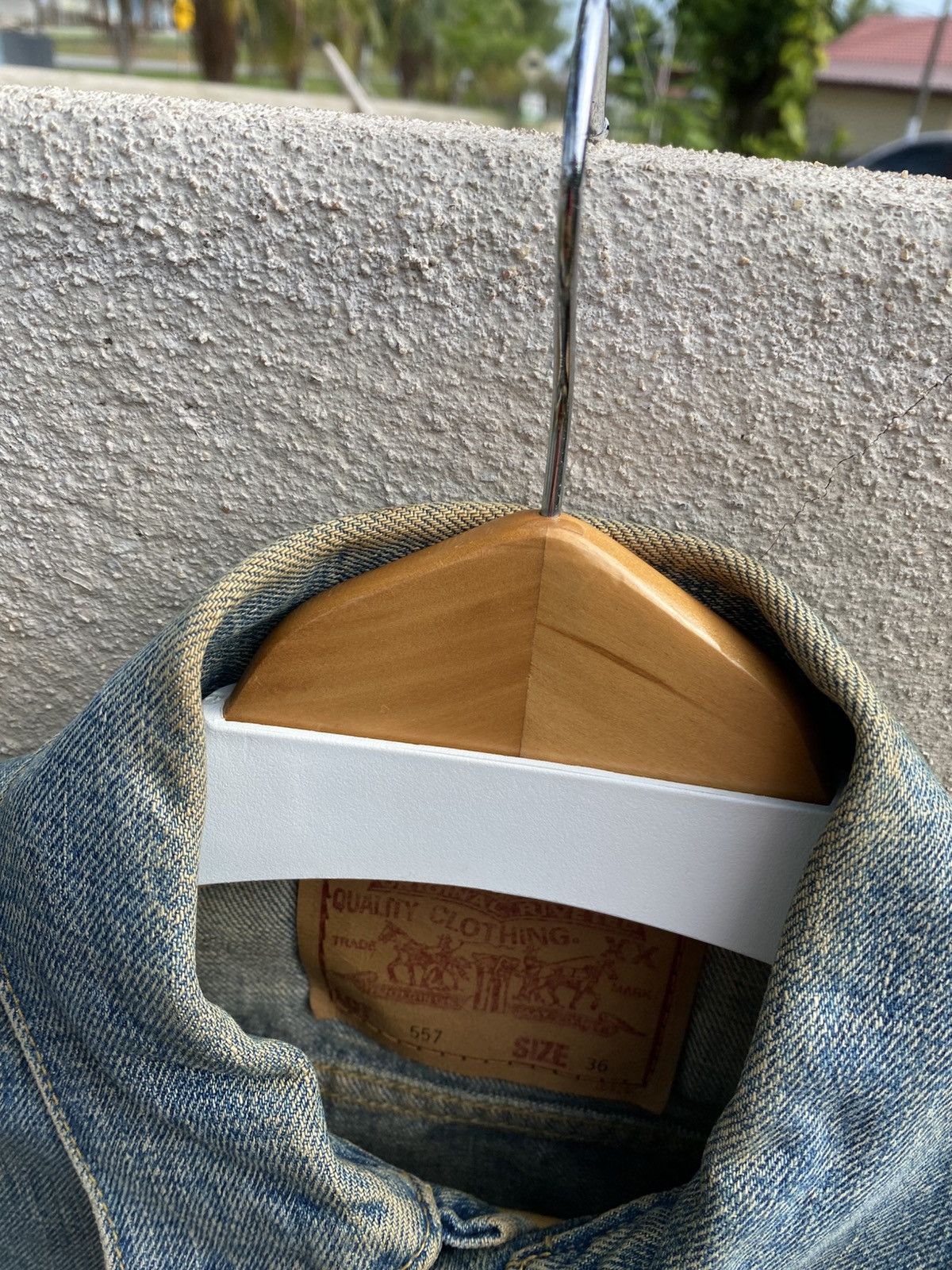 Levi's × Levi's Vintage Clothing × Vintage size 36 vintage levi's 557 big E trucker denime jacket Size US S / EU 44-46 / 1 - 3 Thumbnail