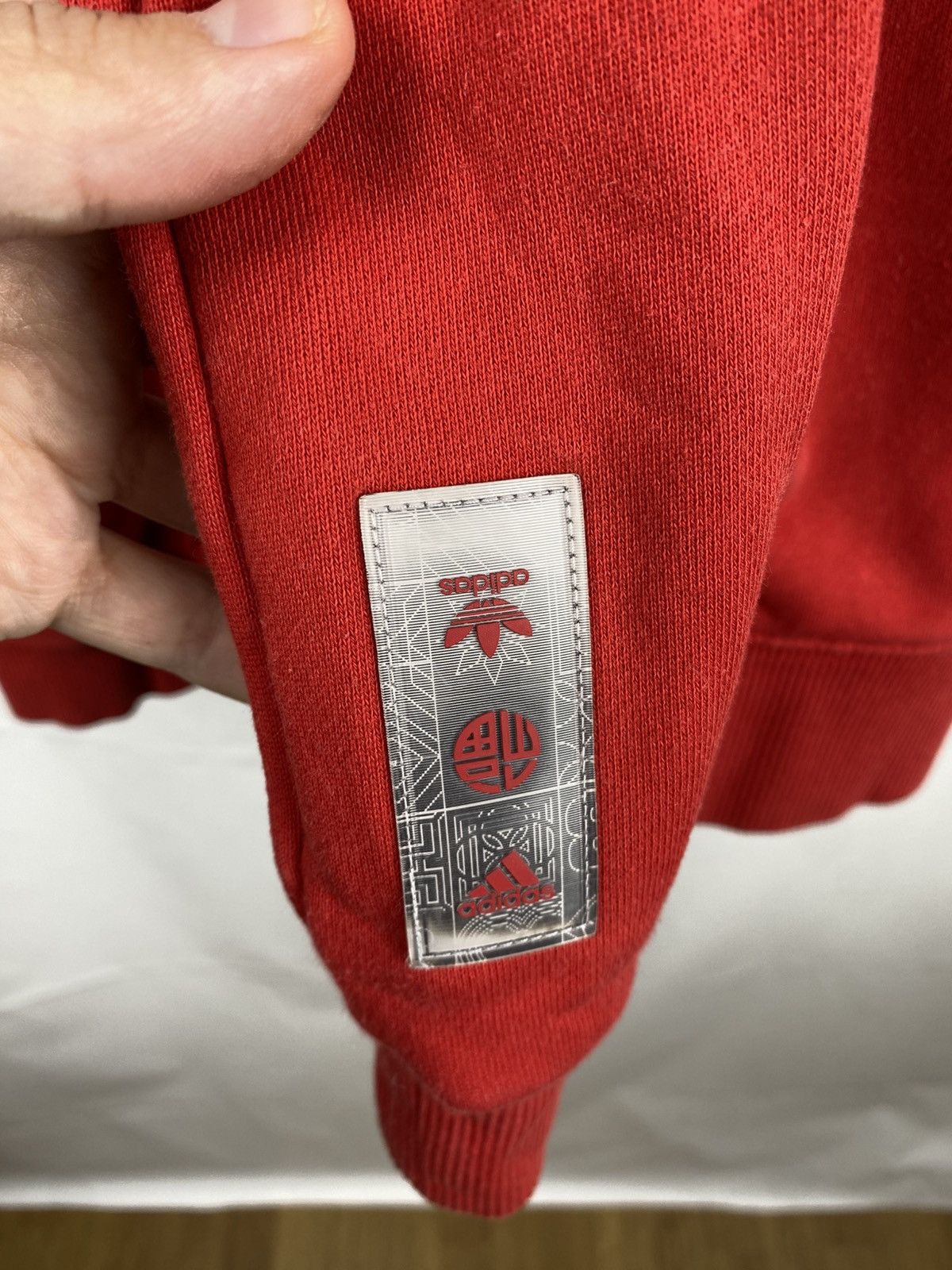 Adidas Adidas Manchester United Sweatshirt Chinese New Year size M Size US M / EU 48-50 / 2 - 12 Thumbnail