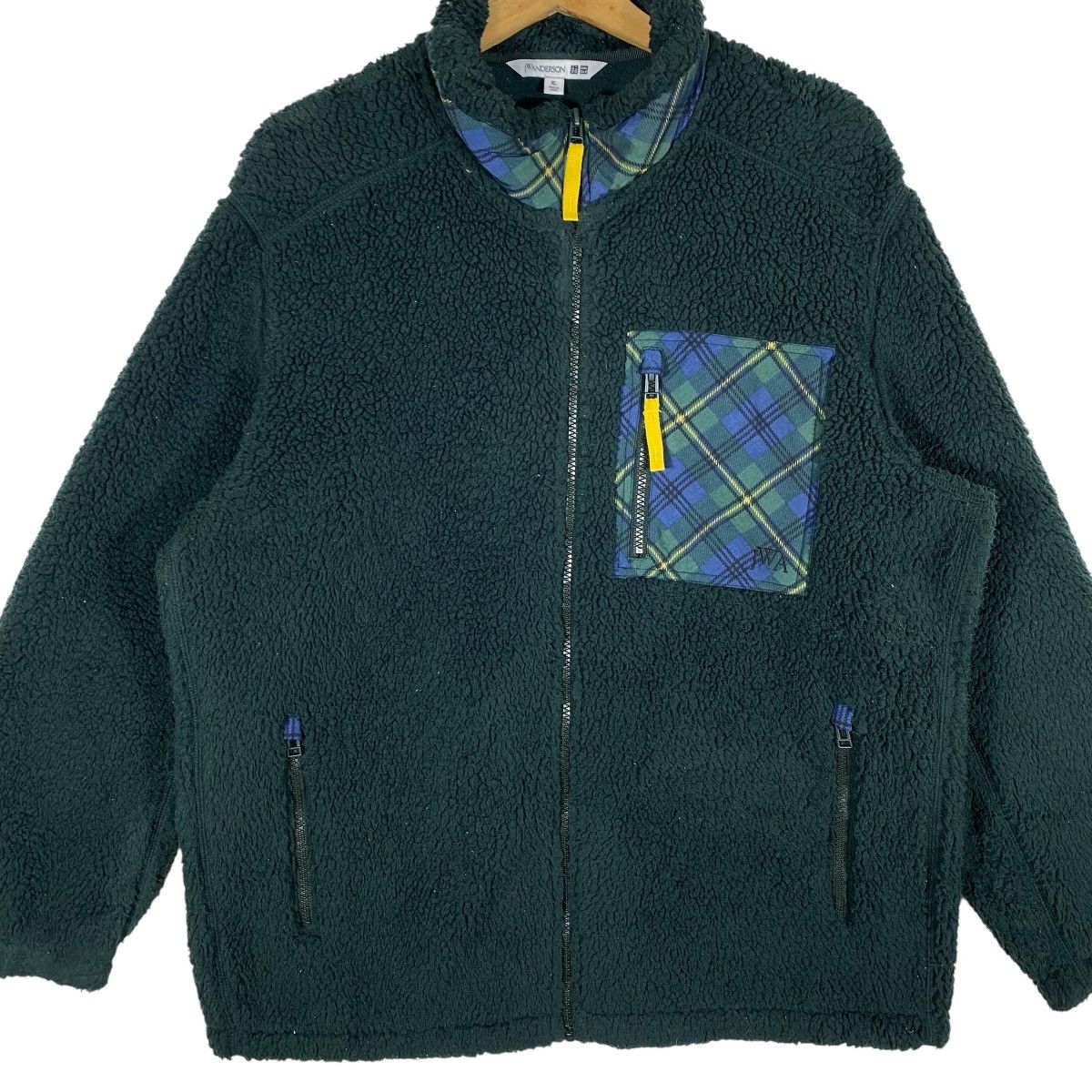 JW Anderson × Uniqlo Uniqlo X JW Anderson Zip Pile Fleece Jacket Size XL Size US XL / EU 56 / 4 - 4 Thumbnail