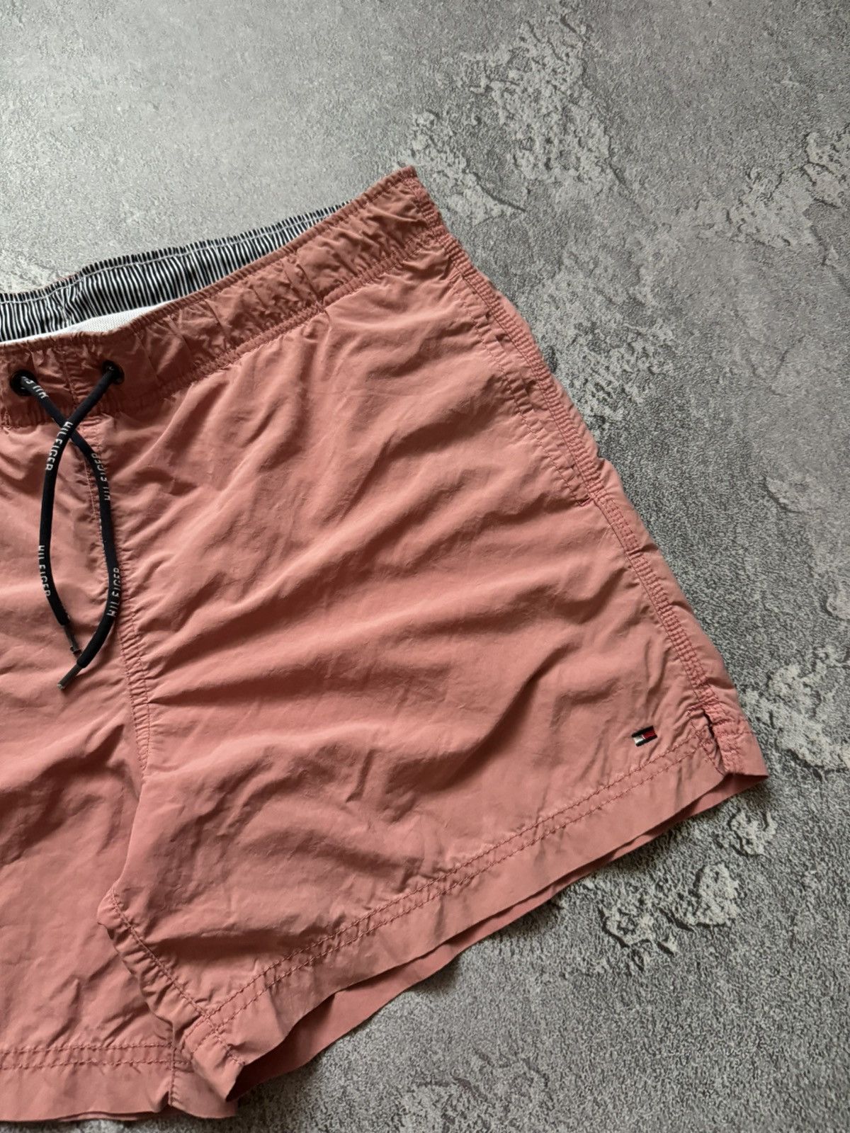 Tommy Hilfiger × Vintage Tommy Hilfiger M pink summer shorts 🩳 beach tennis golf Size US 32 / EU 48 - 6 Thumbnail