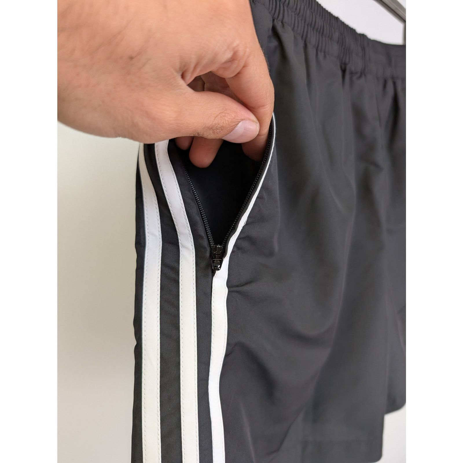 Adidas × Balenciaga o1rshd1 Swim Shorts in Black Size US 34 / EU 50 - 6 Thumbnail