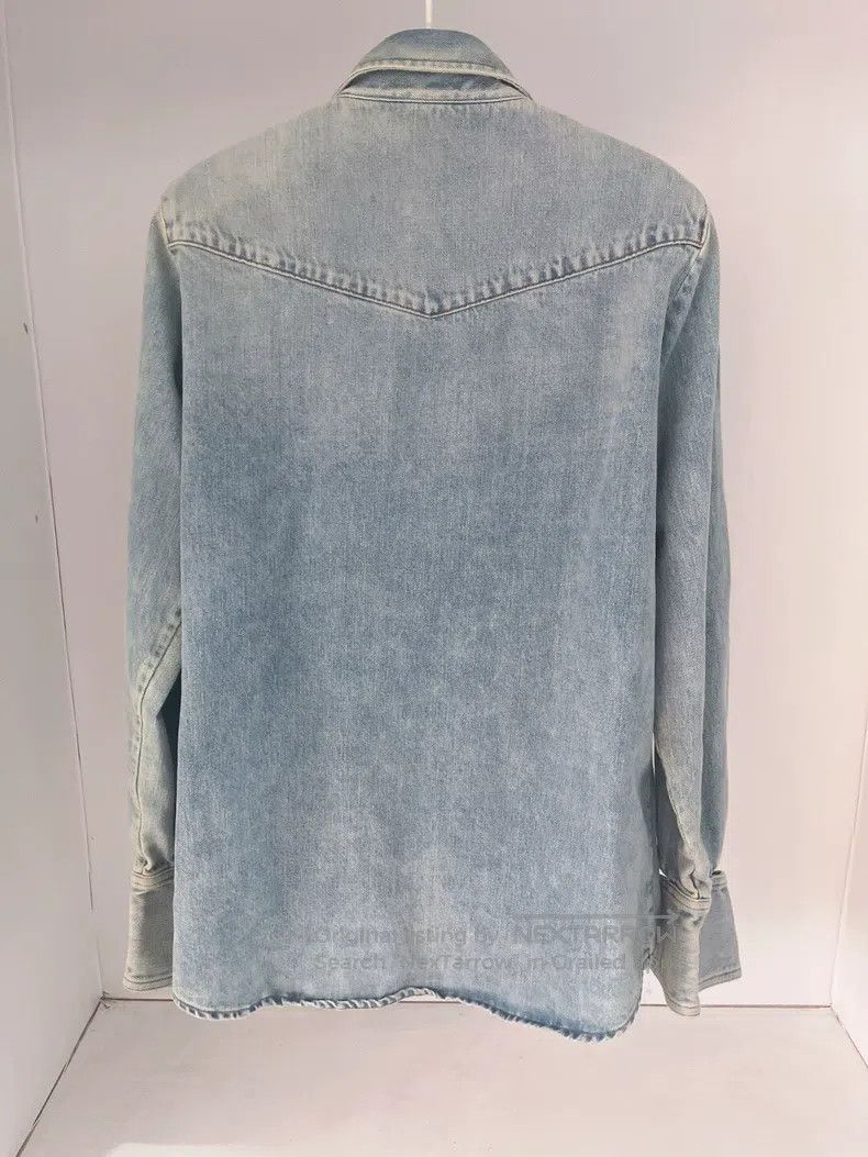 Valentino Valentino Denim shirt jacket and cape feel like two wears Size S / US 4 / IT 40 - 5 Thumbnail