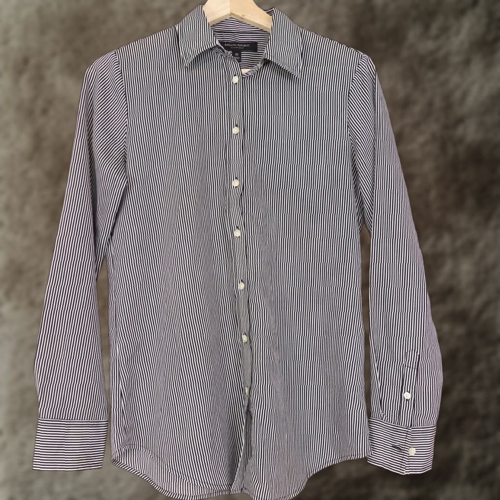Banana Republic Banana Republic Shirt Womens XS Black White Striped Dillon Button Up -V1 Size XS / US 0-2 / IT 36-38 - 1 Thumbnail