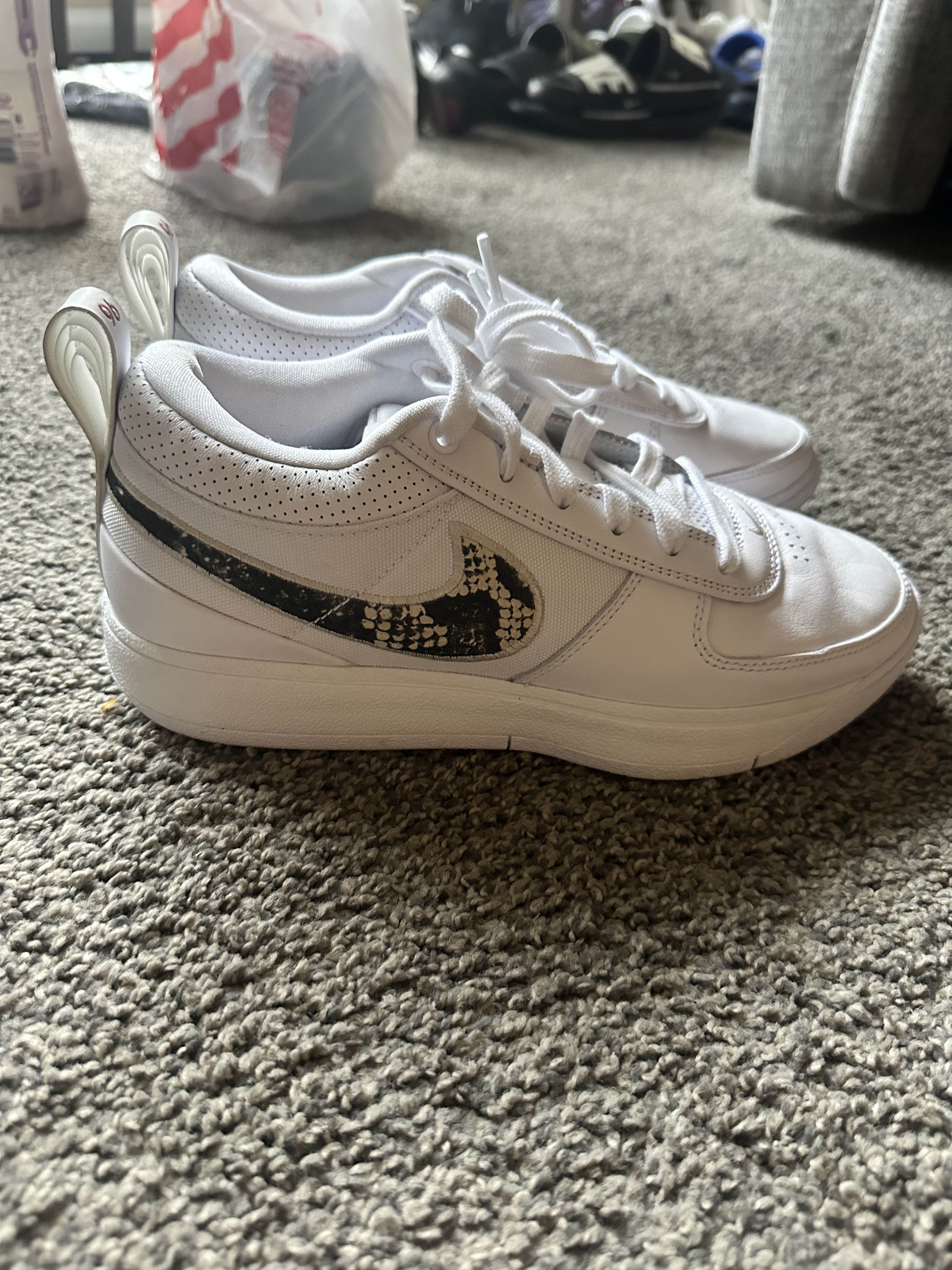 Nike D Book 1 Size US 7.5 / EU 40-41 - 4 Thumbnail