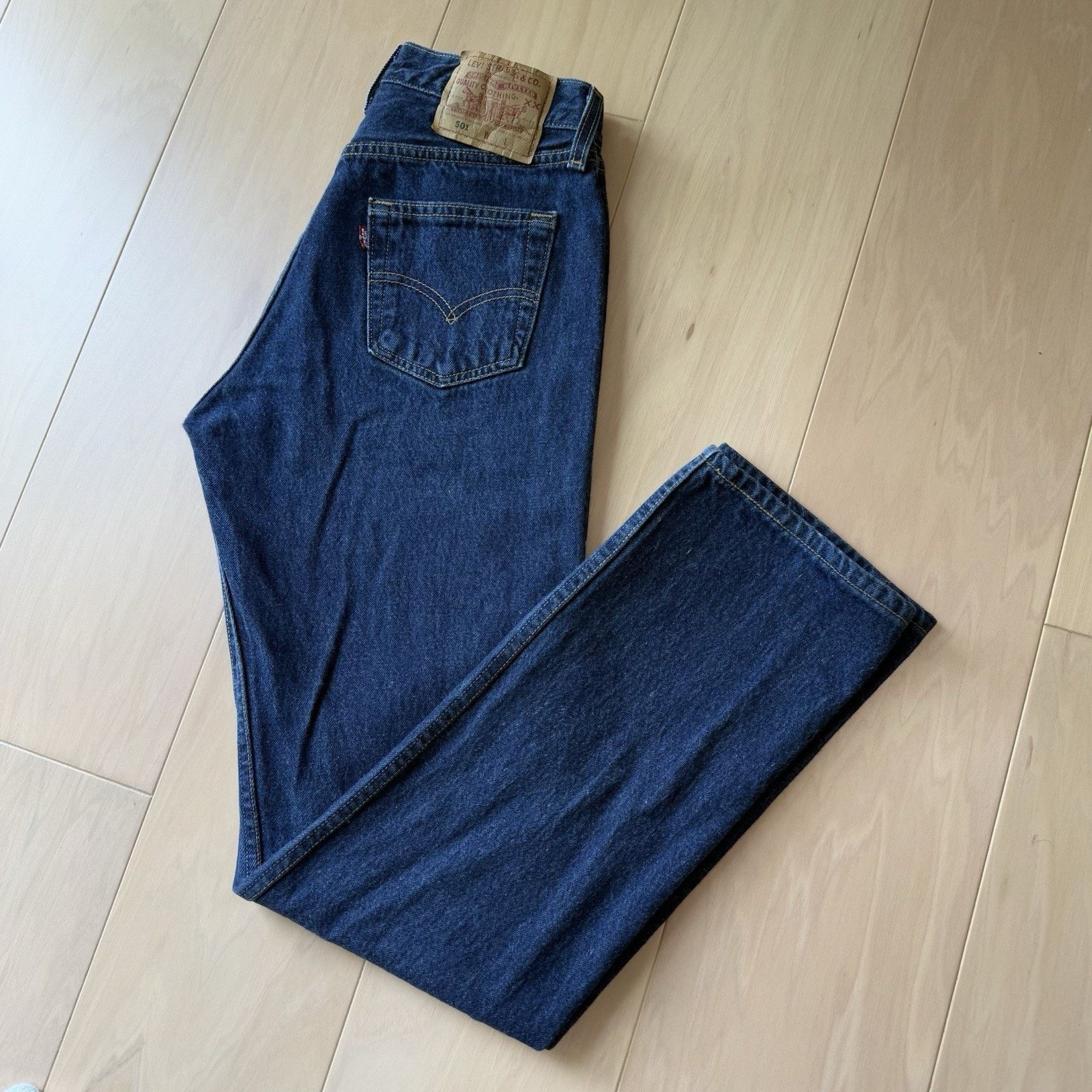Levi's × Vintage Vintage Levis 501 Jeans 28 Blue 90s Dark Wash Made in USA Size US 28 / EU 44 - 10 Thumbnail