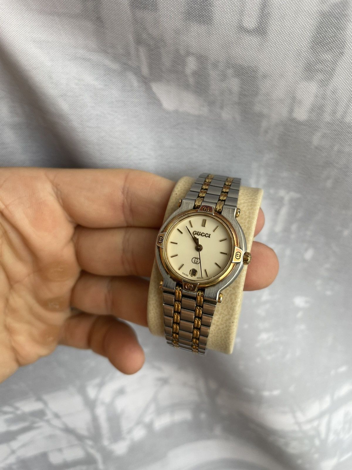 Gucci Gucci Watch 9000L Size ONE SIZE - 5 Thumbnail