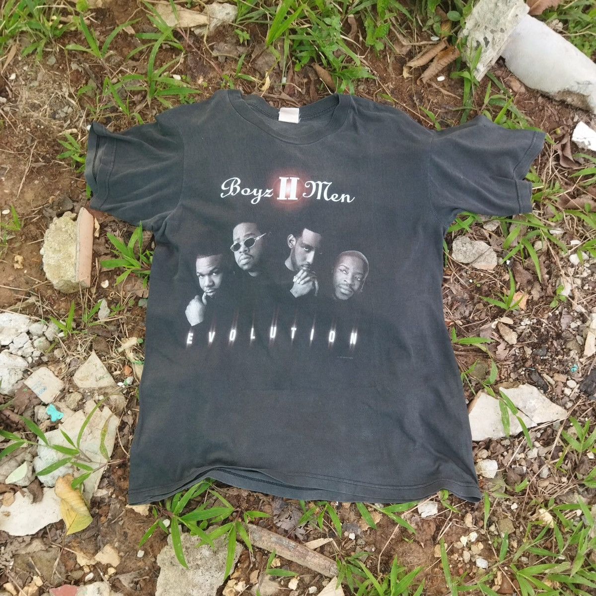 Rap Tees Vintage 1997 Boyz 2 Men Tee Size US XL / EU 56 / 4 - 1 Thumbnail