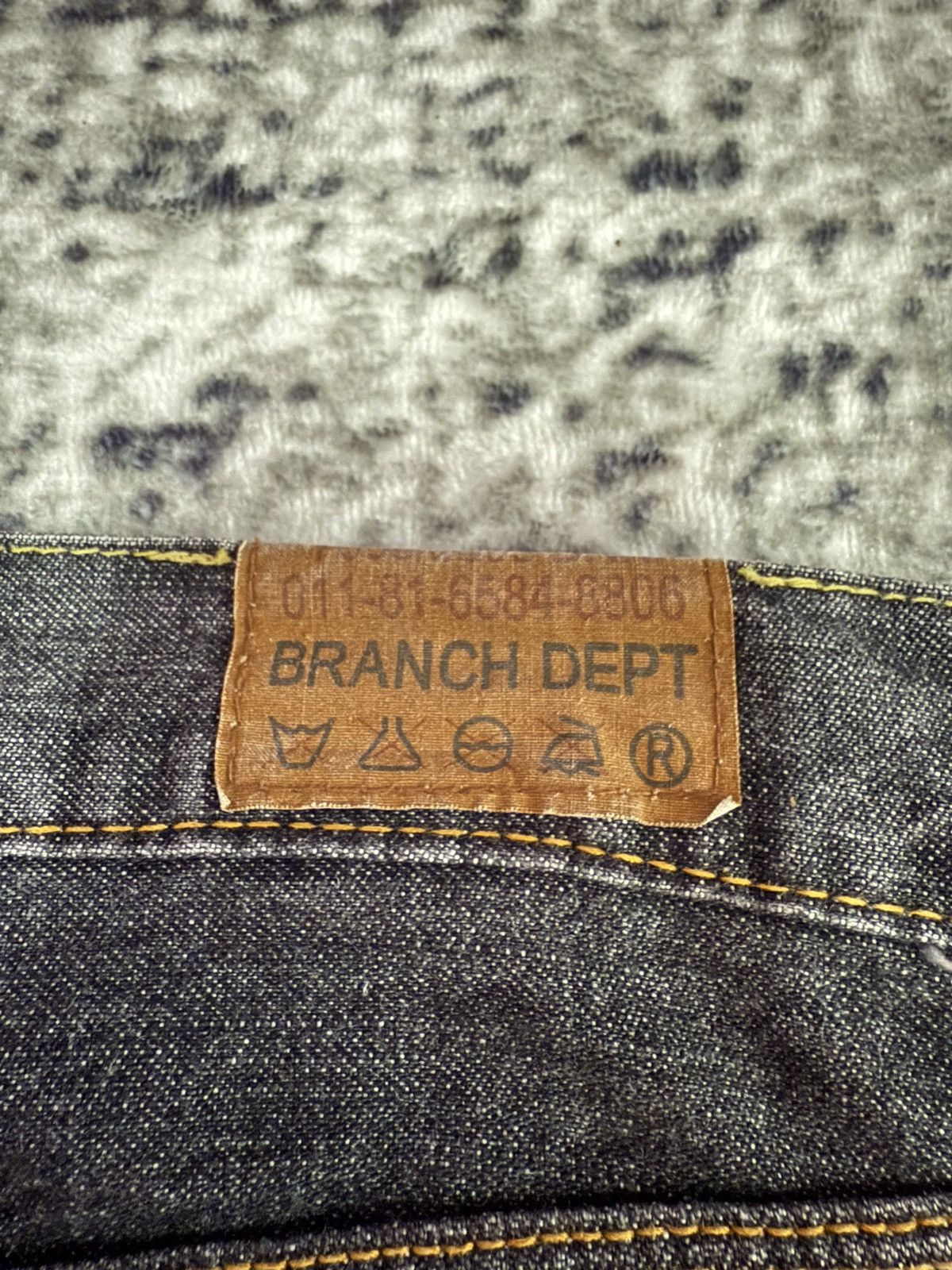 Le Grande Bleu (L.G.B.) First Step Japan 50s Reissue Work Wear Flare Jeans Size US 29 - 12 Thumbnail
