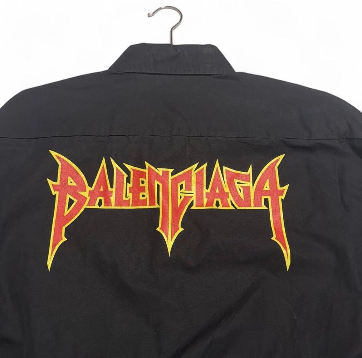 Balenciaga Balenciaga black heavy metal logo long sleeves button up Size US S / EU 44-46 / 1 - 3 Thumbnail