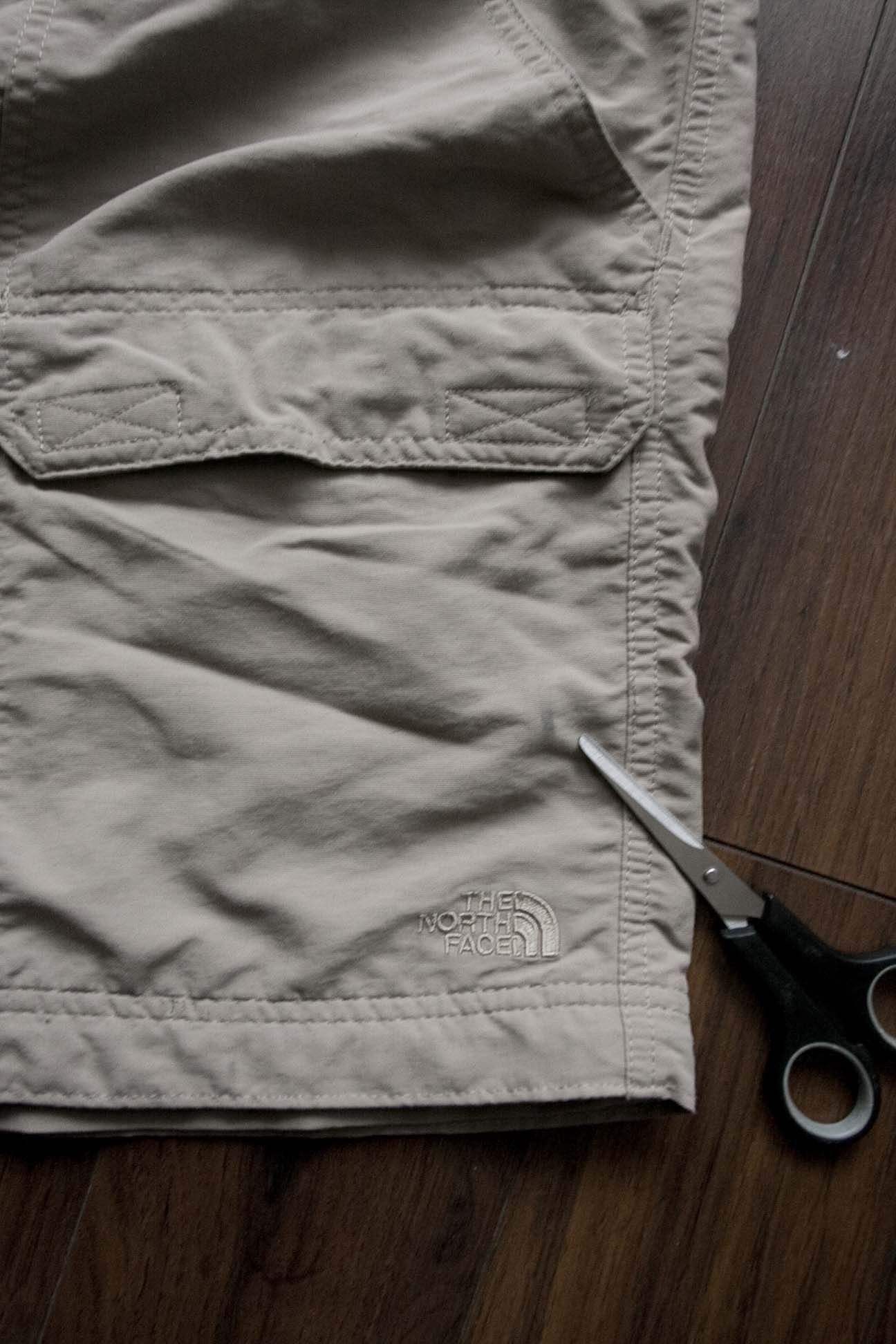 The North Face The North Face Shorts Belted Cargo Size L / 34-35 Pale Brown Size US 34 / EU 50 - 2 Thumbnail