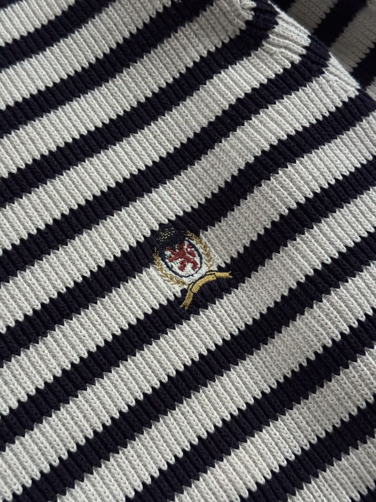 Tommy Hilfiger Tommy Hilfiger vintage striped sweater jumper pullover knit Size US S / EU 44-46 / 1 - 4 Thumbnail