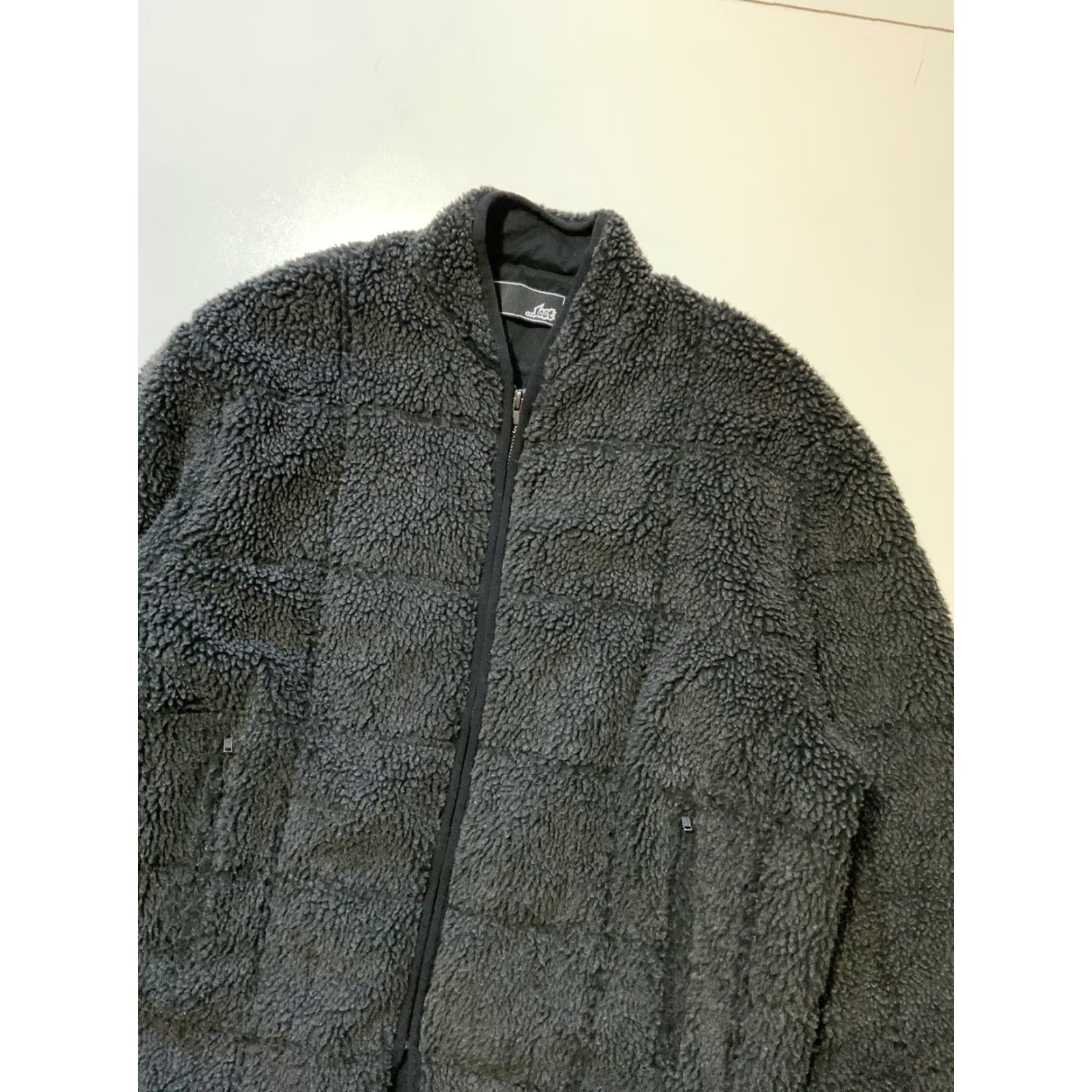 Vintage VINTAGE Lost Enterprises Jacket Square Box Deep Pile Sherpa Fleece Zip Liner Charcoal M Mens Size US M / EU 48-50 / 2 - 4 Thumbnail