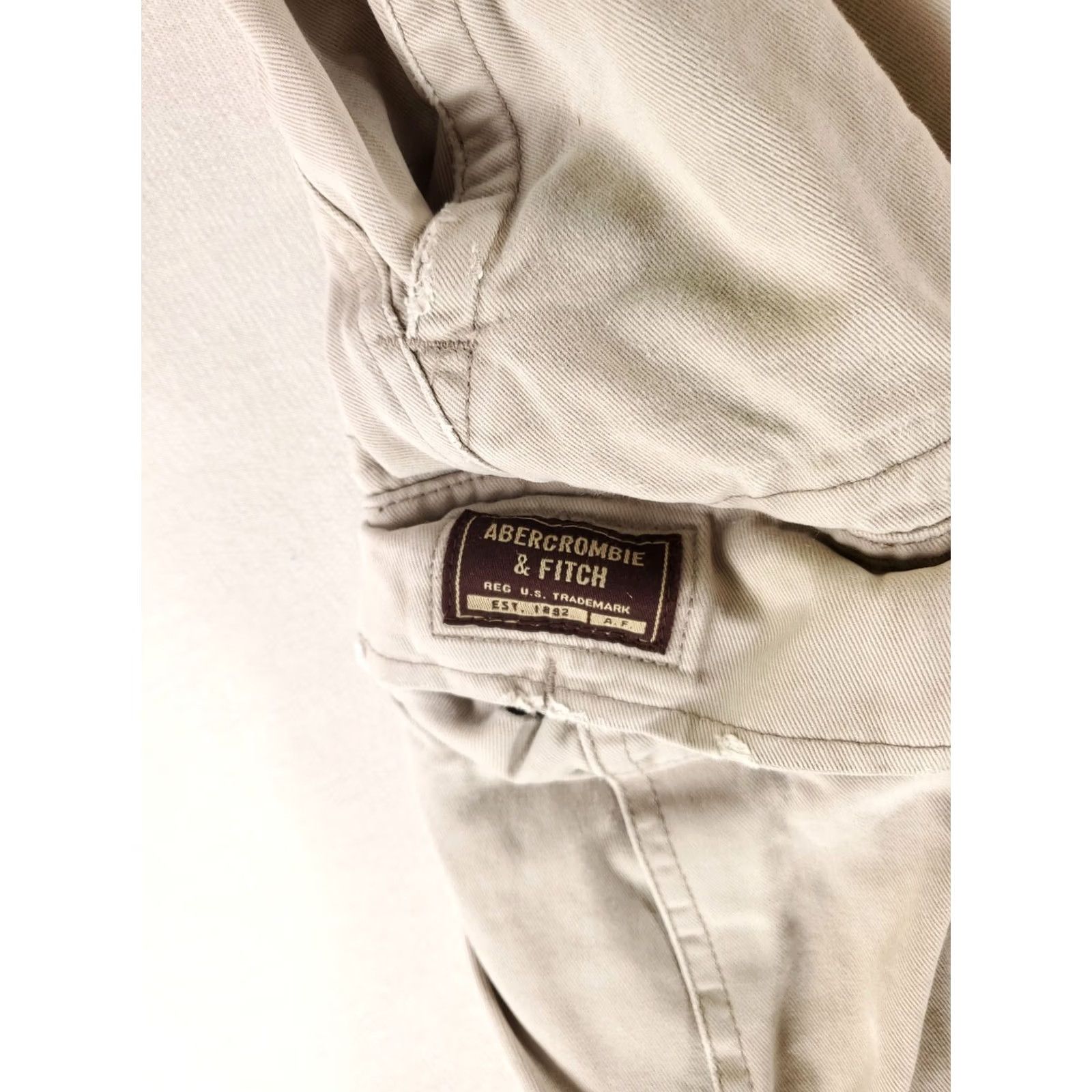 Abercrombie & Fitch Abercrombie & Fitch Cargo Shorts Tan Distressed Holes Zip Drawstring Mens 32 Beige Size US 32 / EU 48 - 2 Thumbnail