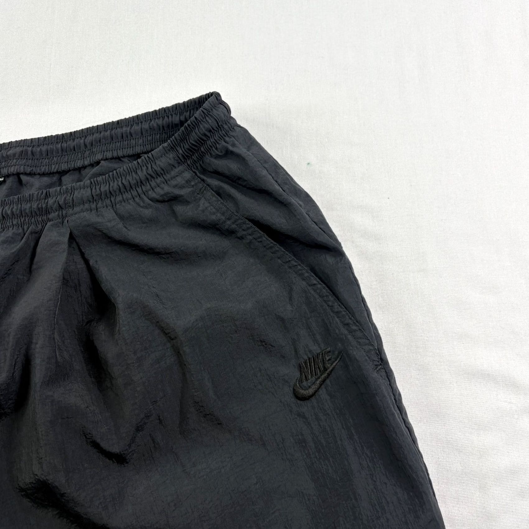 Nike VINTAGE Nike Track Pants Mens 2XL Black Tapered Jogger Stretch Athleisure Size US 39 - 3 Thumbnail
