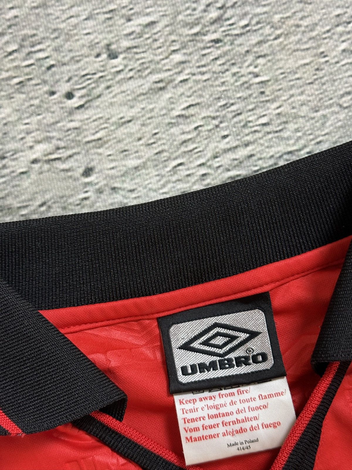 Umbro Umbro long sleeve jersey red full print 2000s Size US XL / EU 56 / 4 - 3 Thumbnail