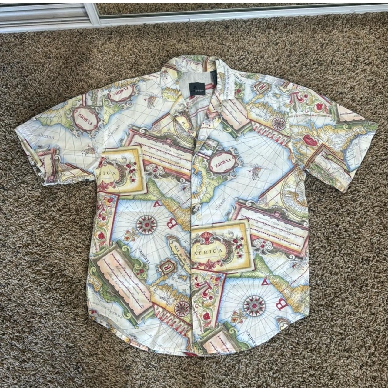 Vintage Vintage World Map Button Down Size S / US 4 / IT 40 - 1 Thumbnail