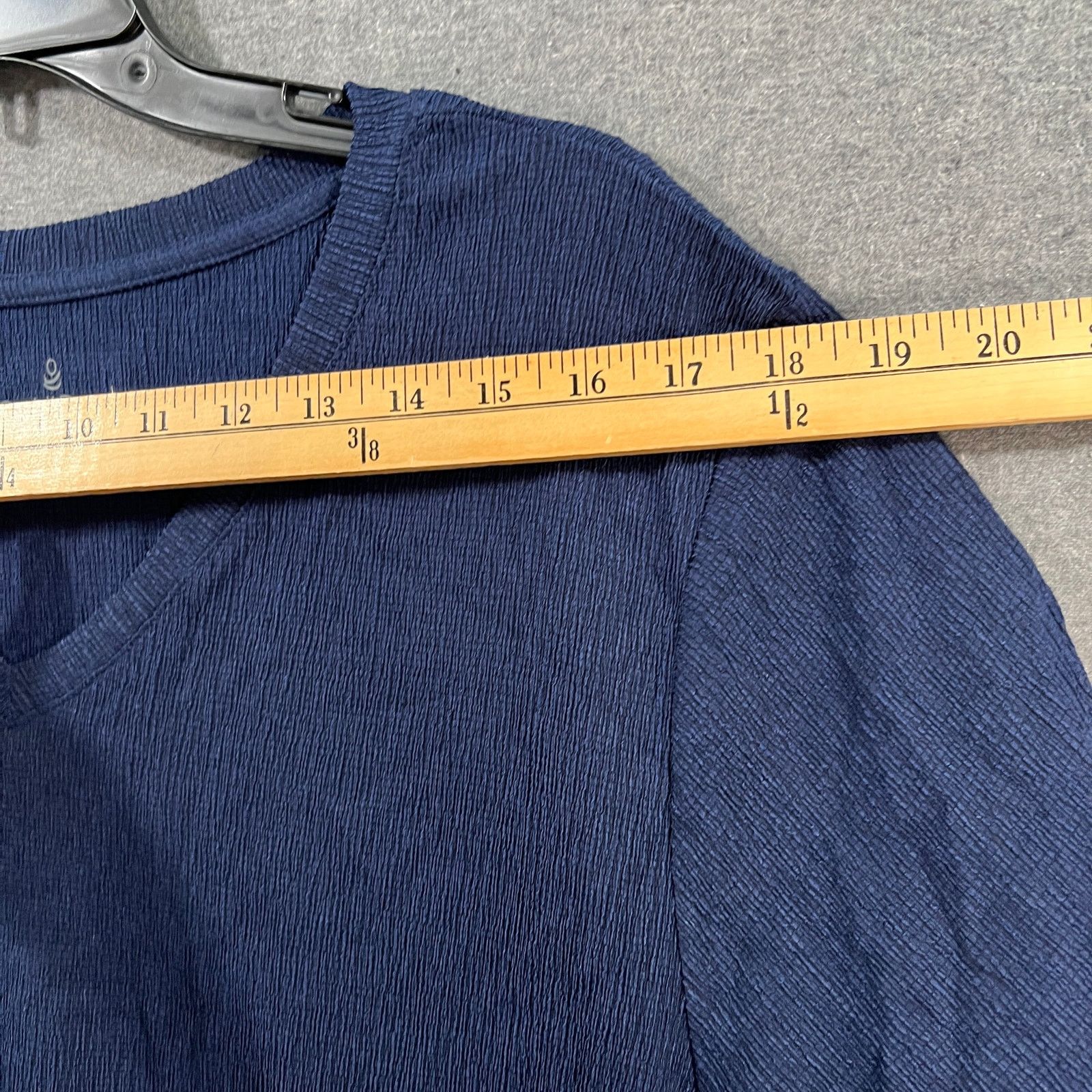 Other Cuddl Duds Crepe Knit V-neck Top Oxford Navy, X-Large Size XL / US 12-14 / IT 48-50 - 5 Thumbnail