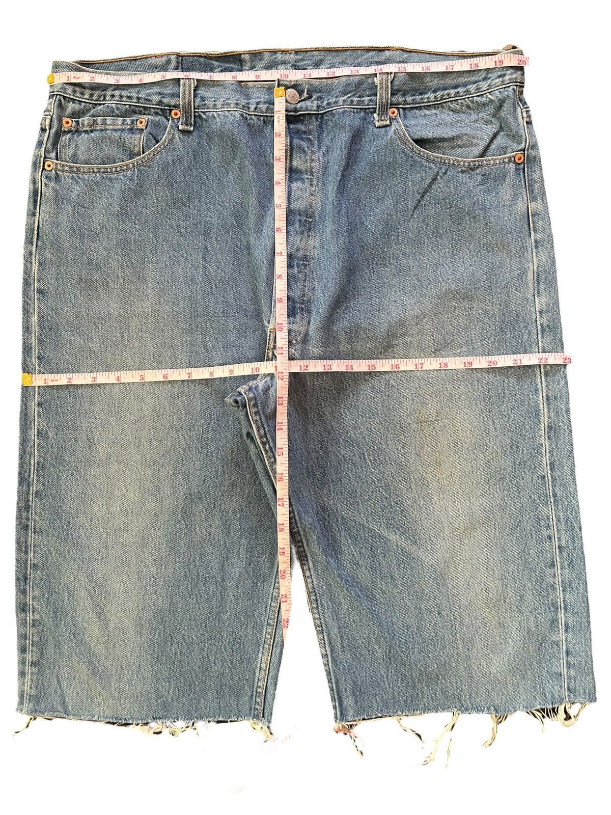 Levi's Vintage 90s Levis 501xx Frayed Baggy Jean Shorts Jorts Size US 40 / EU 56 - 6 Thumbnail