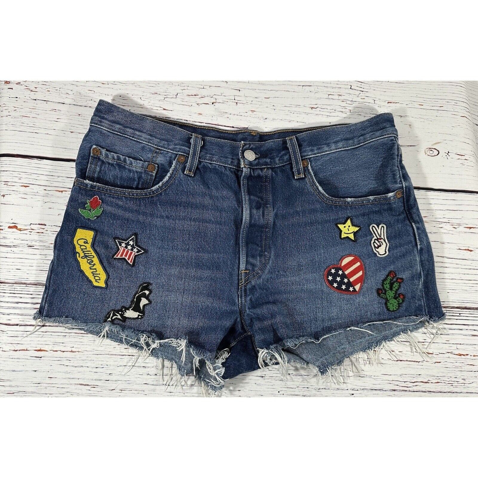 Levi's Levis 501 Blue Jean Shorts Patches Womens Size 31 Mid Rise D Size 31" - 1 Thumbnail