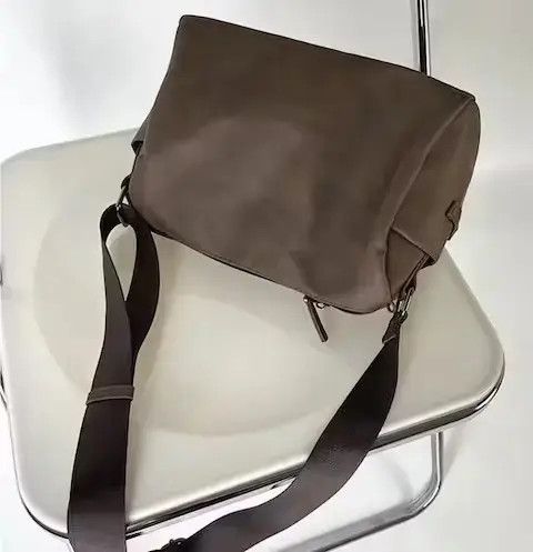 Individualized Shirts Fashion faux leather crossbody messenger bag Size ONE SIZE - 4 Thumbnail
