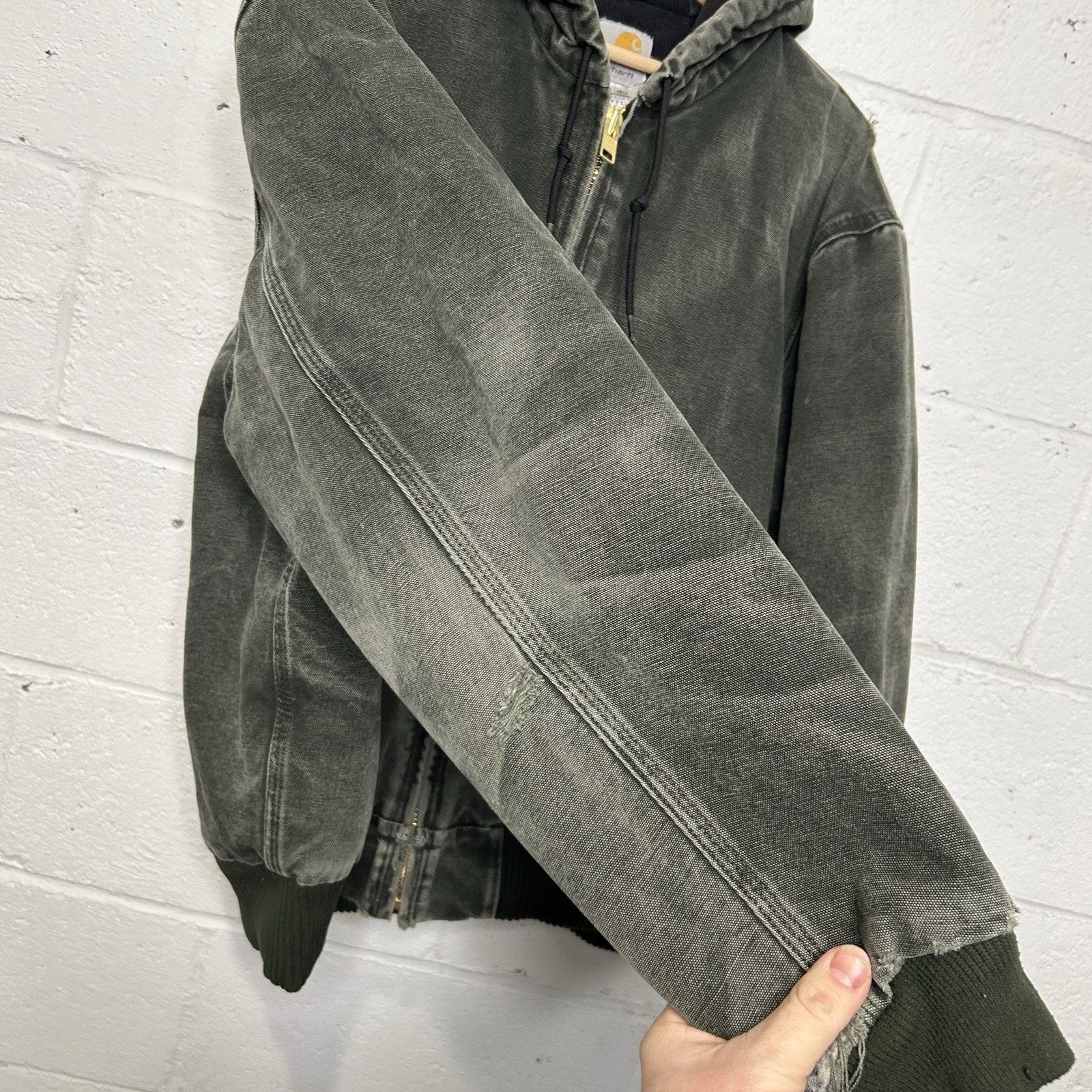 Carhartt Vintage Carhartt Quilted Hooded Active Jacket “Moss Green” Size US L / EU 52-54 / 3 - 6 Thumbnail