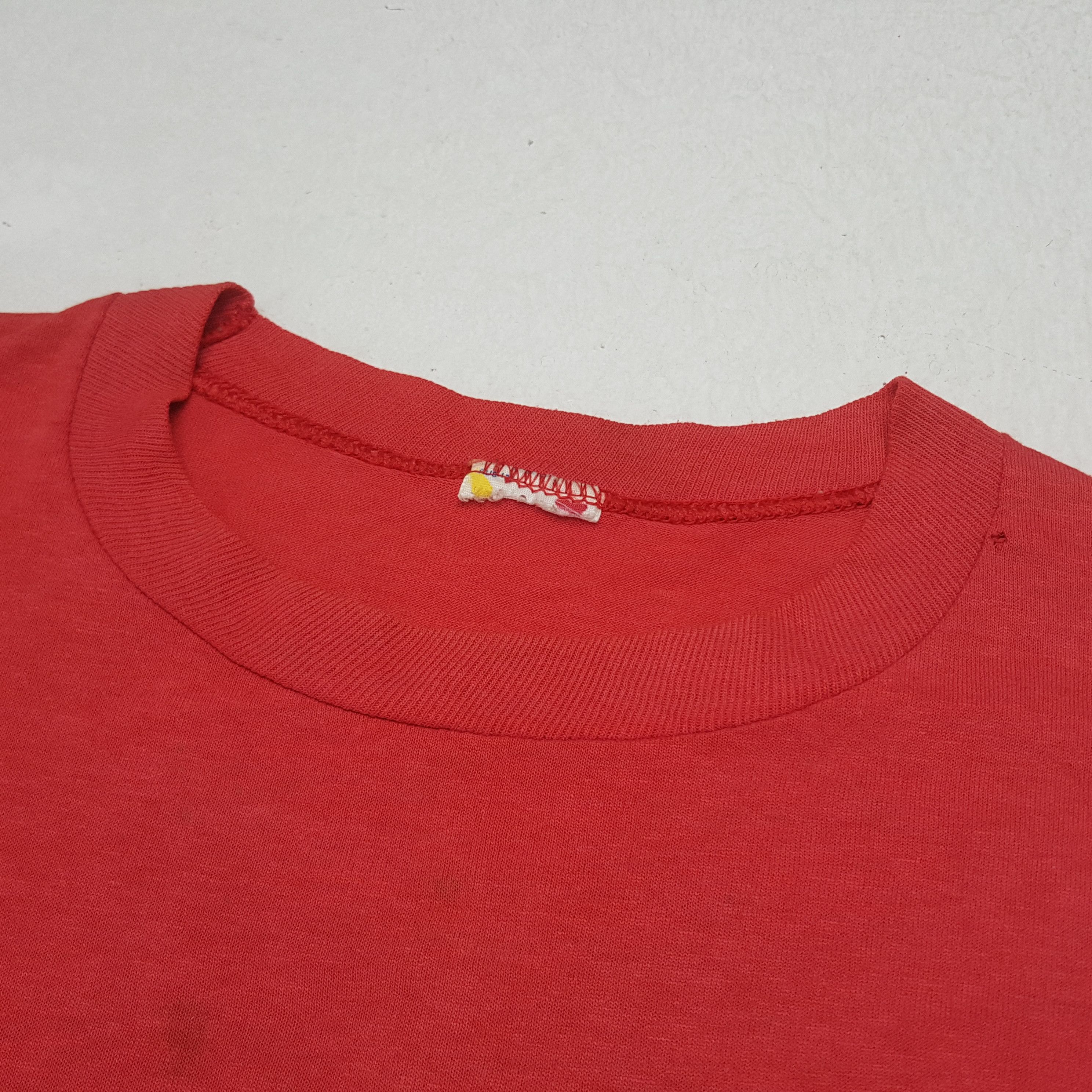 NBA × Vintage Vintage Philadelphia 76ers American Basketball Team Tshirt Size US L / EU 52-54 / 3 - 5 Thumbnail