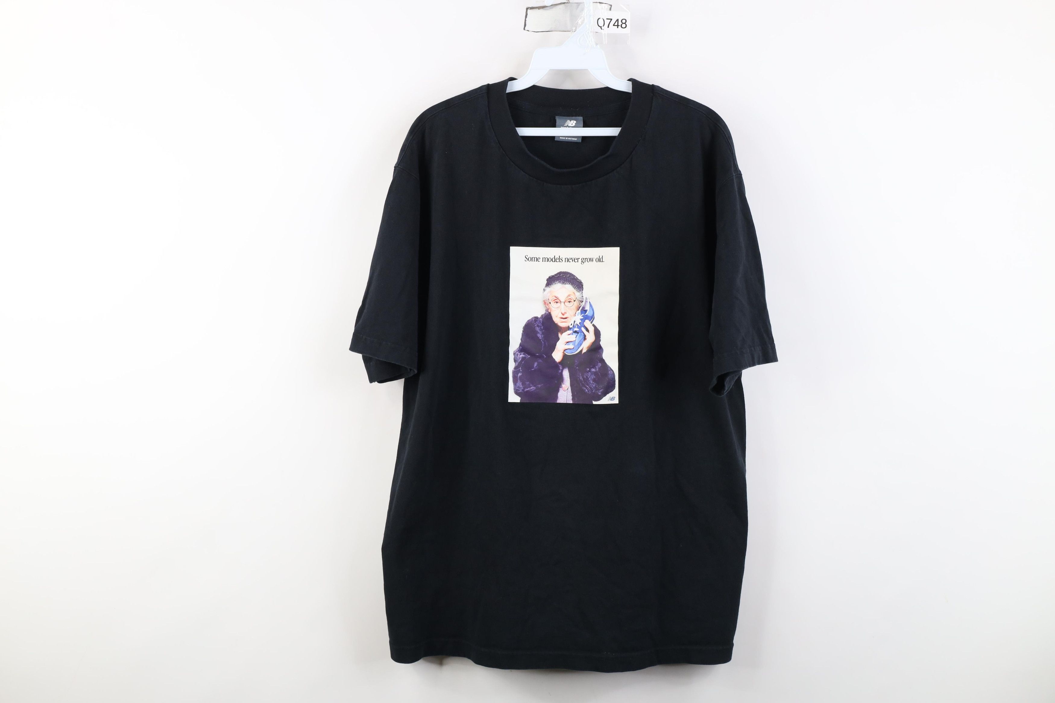 New Balance Vintage Y2K New Balance Models Never Grow Old T-Shirt Black Size US L / EU 52-54 / 3 - 1 Thumbnail