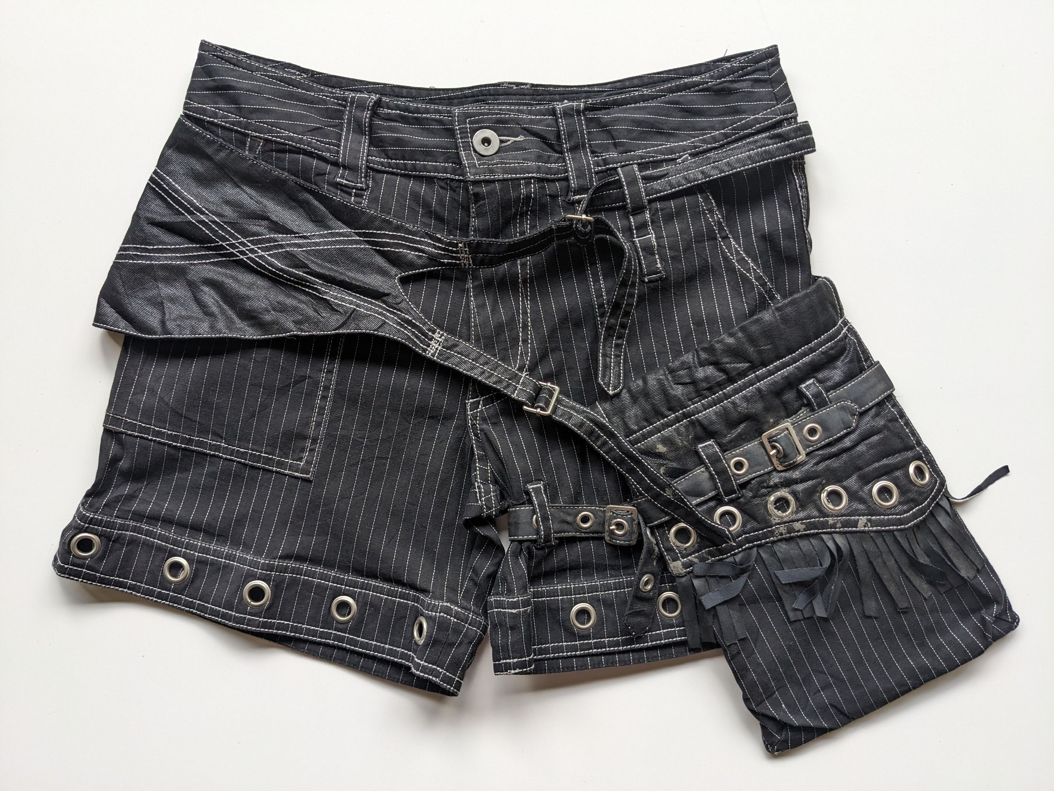 Japanese Brand Algonquins seditionaries bondages shortpant Size US 29 - 1 Thumbnail