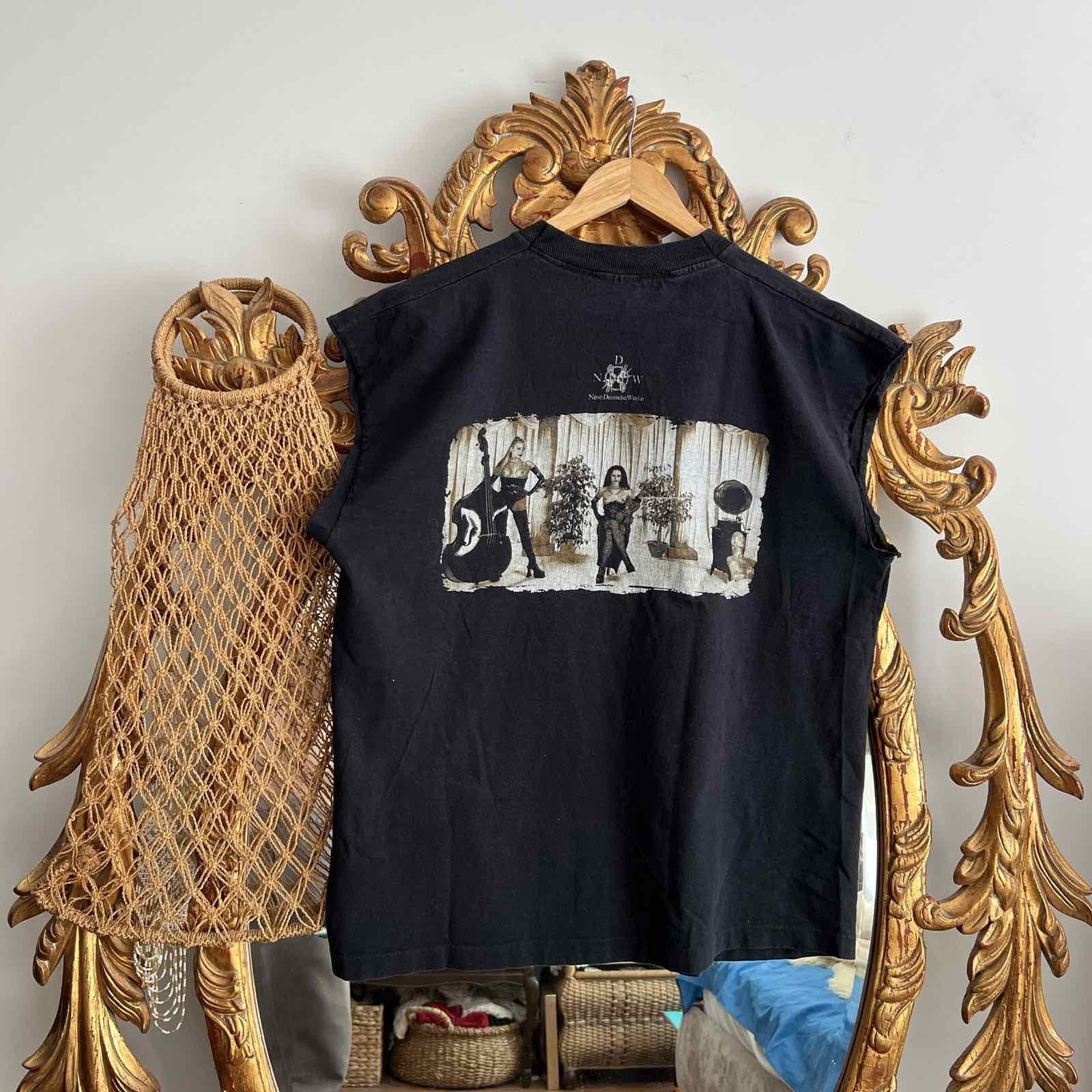 Band Tees × Vintage Vintage Atrocity Single Stitch Tee 90s Size US XL / EU 56 / 4 - 2 Thumbnail