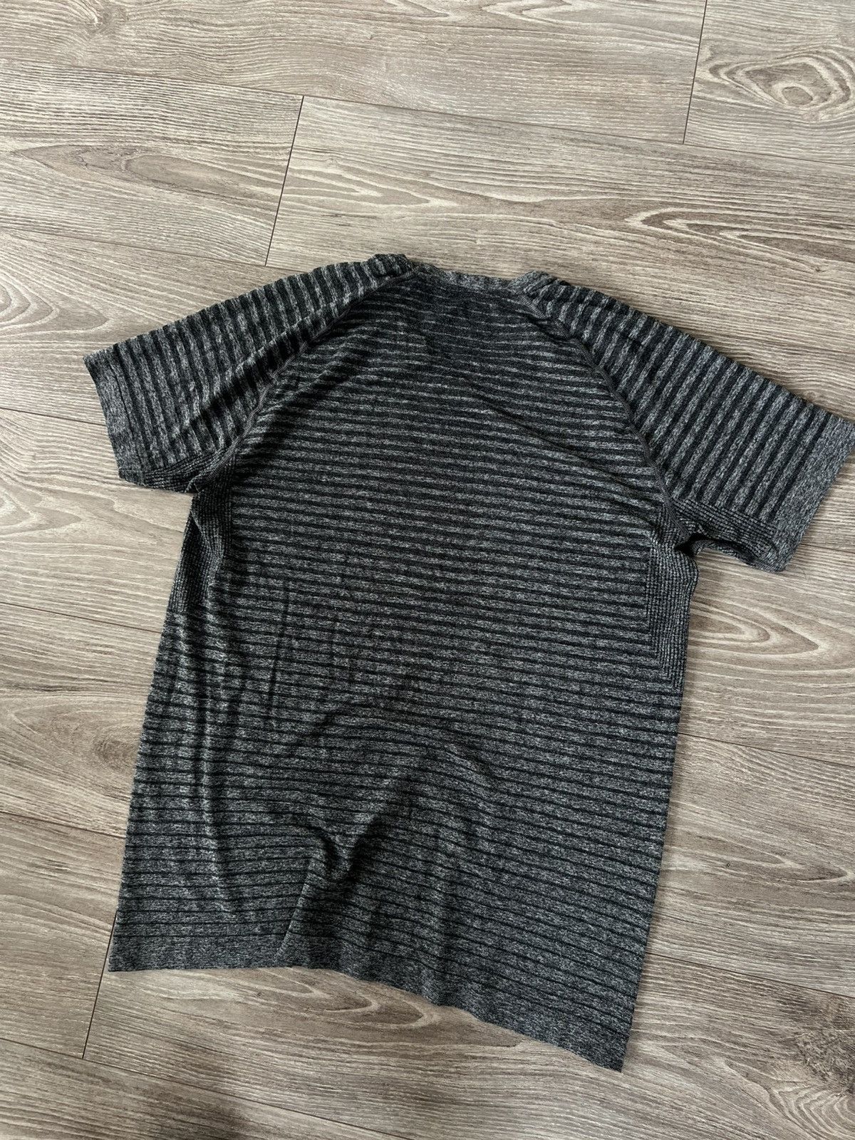 Other Odlo New Collections Gorpcore Lite Polyester Tee Size US L / EU 52-54 / 3 - 13 Thumbnail