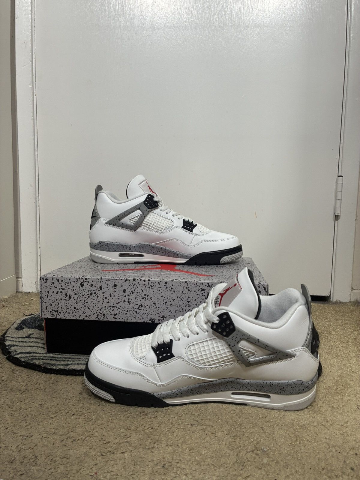 Jordan Brand Jordan 4 retro white cement deadstock Size US 11 / EU 44 - 4 Thumbnail