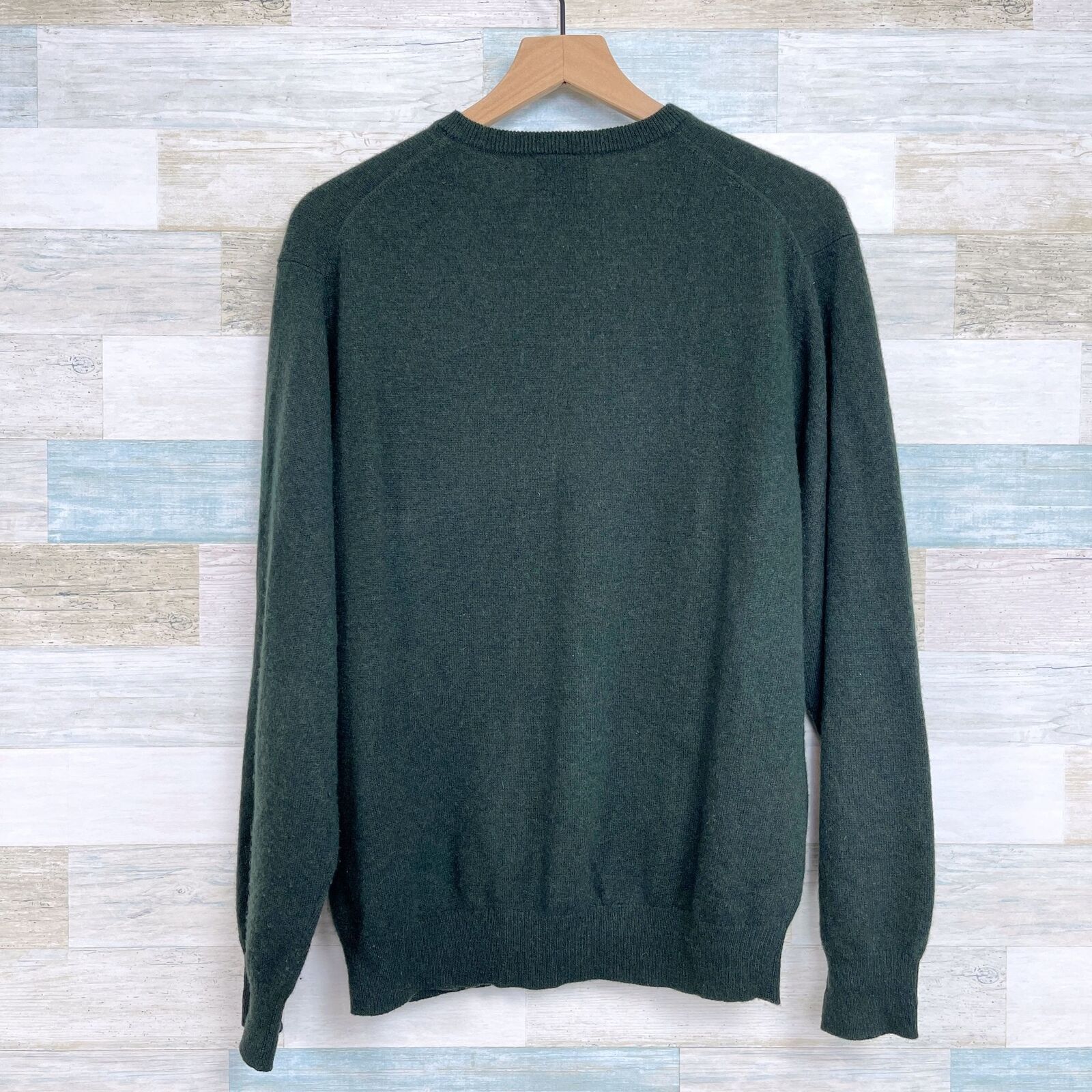 Jos. A. Bank Jos A Bank Travelers Cashmere Sweater Green V Neck Mens M Size US M / EU 48-50 / 2 - 3 Thumbnail