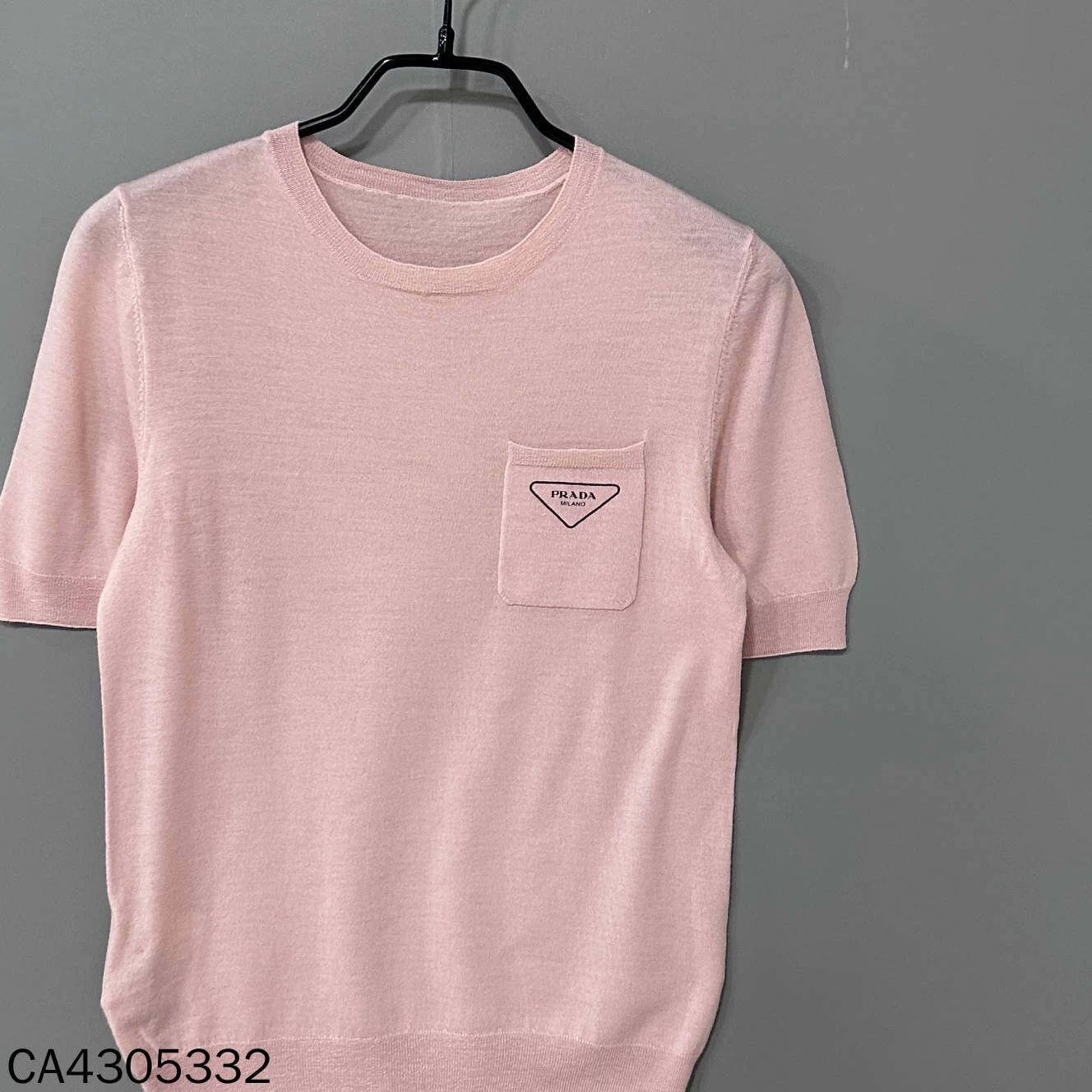 Prada PRADA Pink Triangle Logo T-Shirt 98% New Size 38 Size S / US 4 / IT 40 - 2 Thumbnail