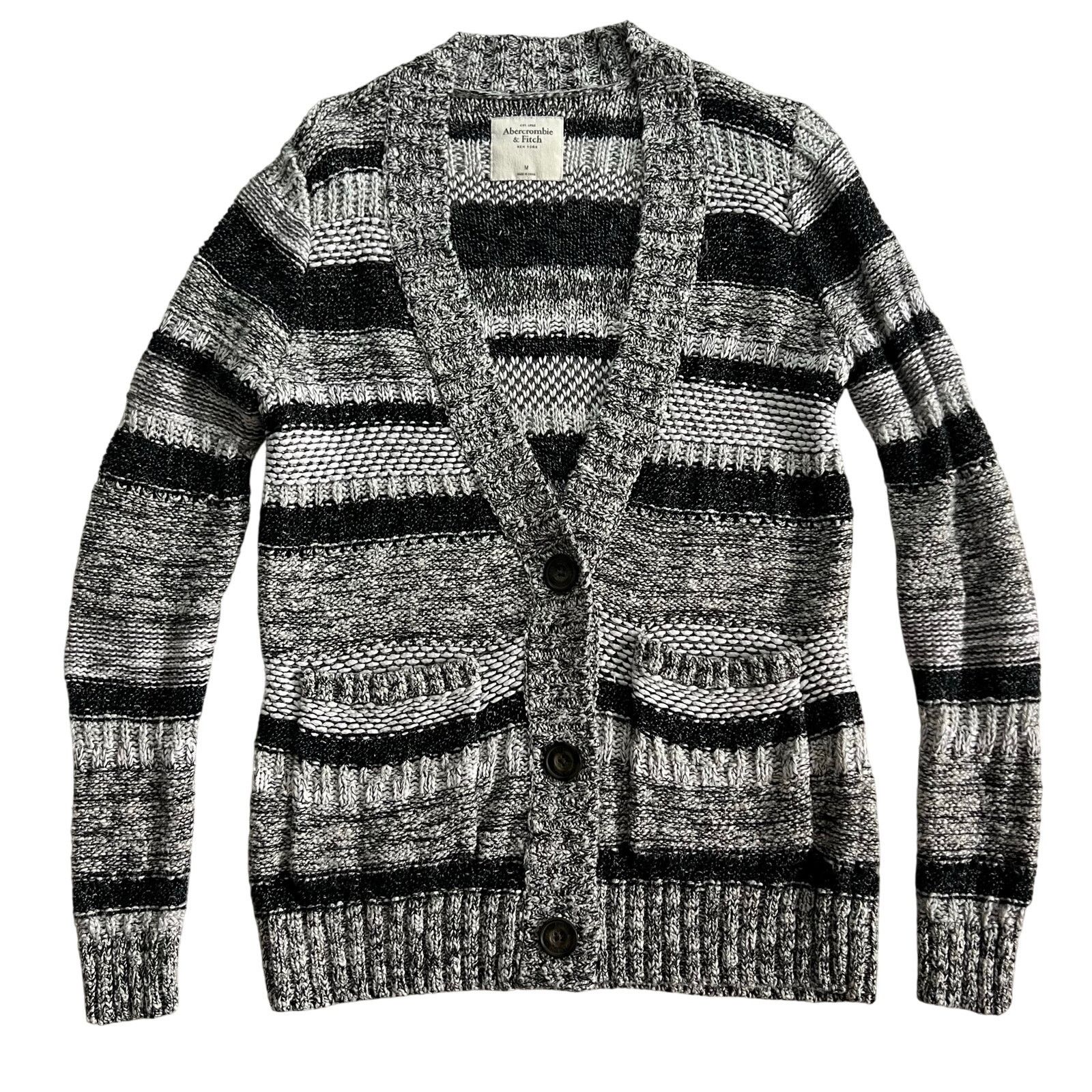 Abercrombie & Fitch Abercrombie & Fitch Chunky Knit Cardigan Y2K Women M Sweater Size M / US 6-8 / IT 42-44 - 1 Thumbnail