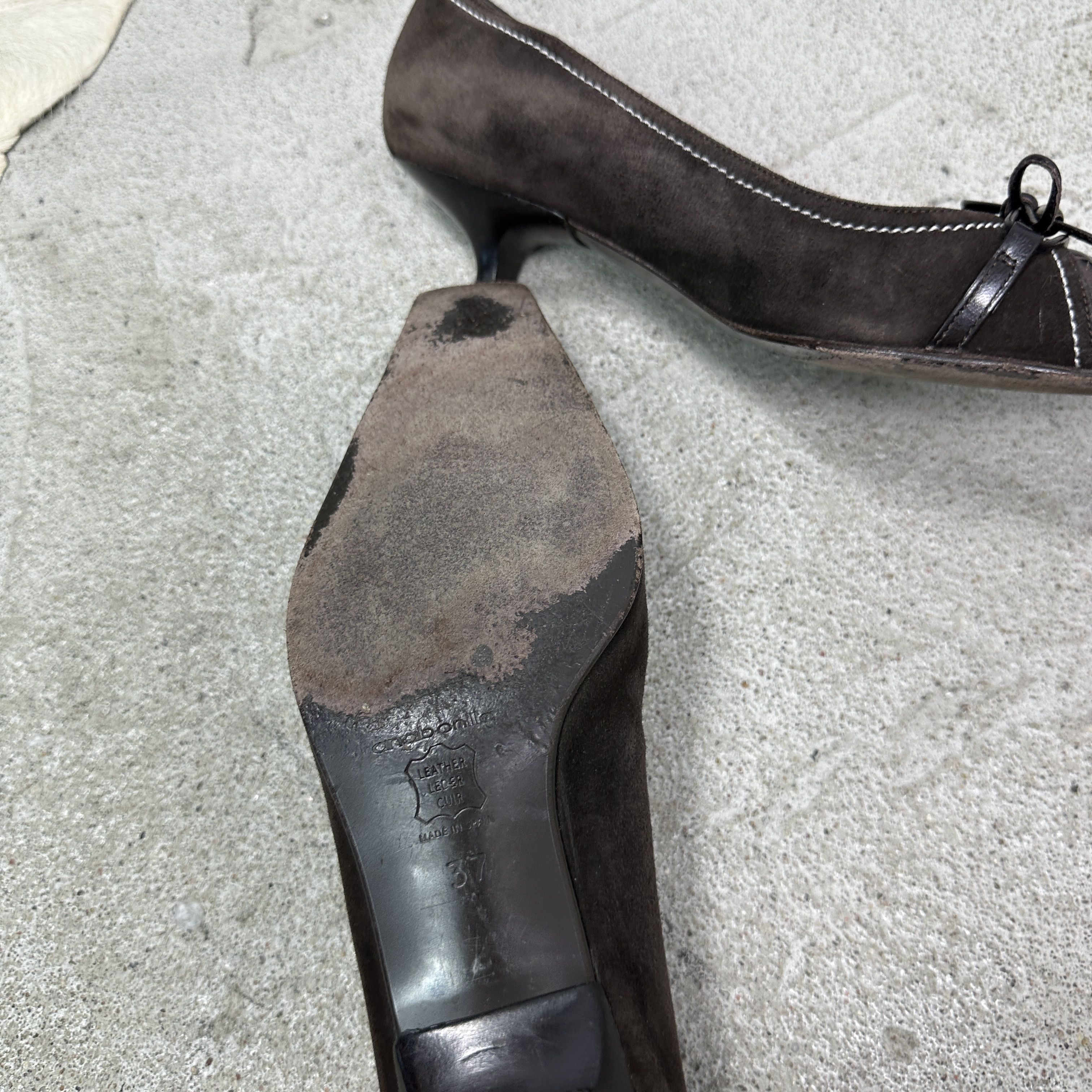 Vintage Vintage Avant Garde Leather Kitten Heels Bows Y2K Size US 7 / IT 37 - 6 Thumbnail