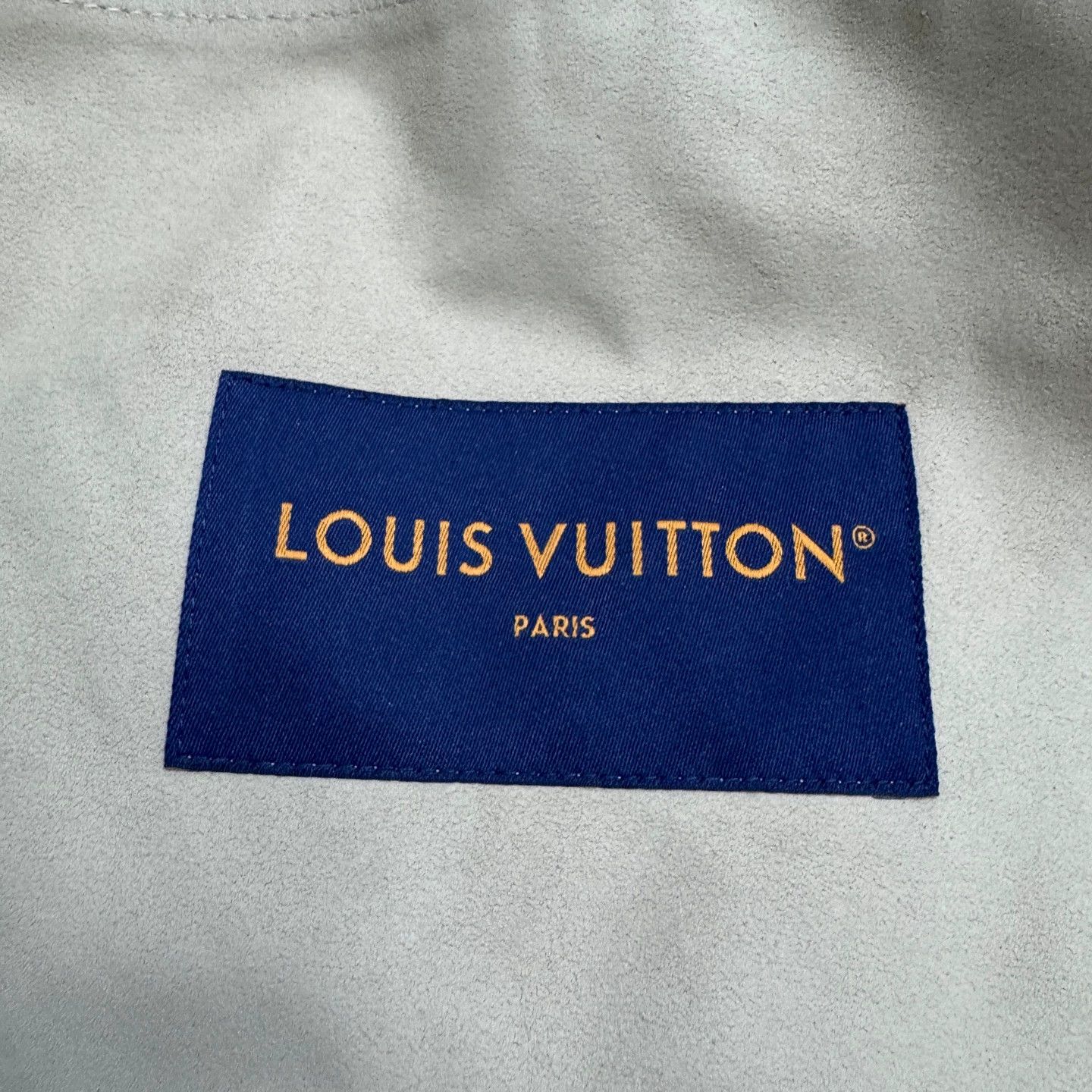 Louis Vuitton LV Monogram embossed pocket suede jacket 98 New Size US L / EU 52-54 / 3 - 2 Thumbnail