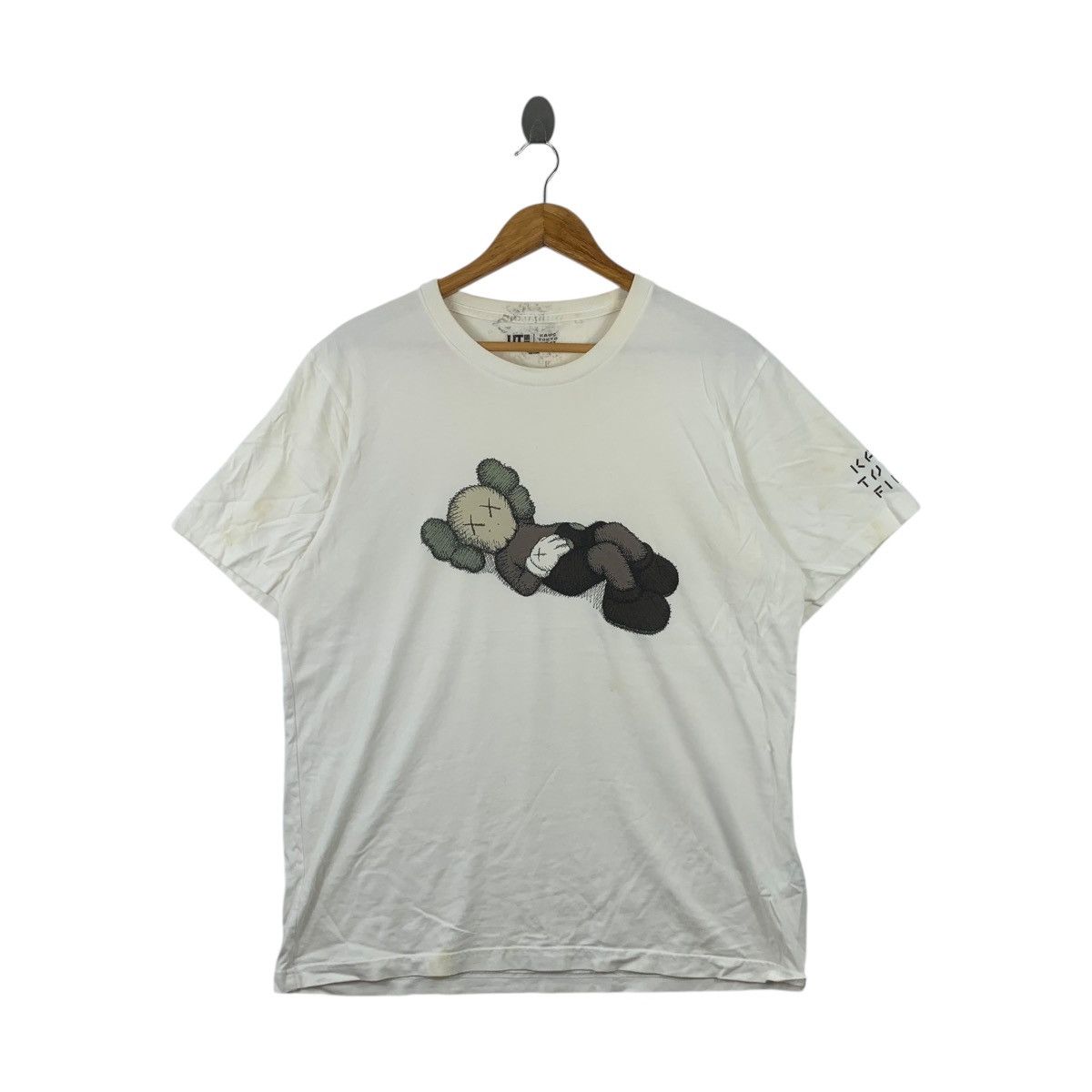 Kaws KAWS x UNIQLO COMPANION Tokyo First Edition Tee Shirt Top Size US XL / EU 56 / 4 - 1 Thumbnail