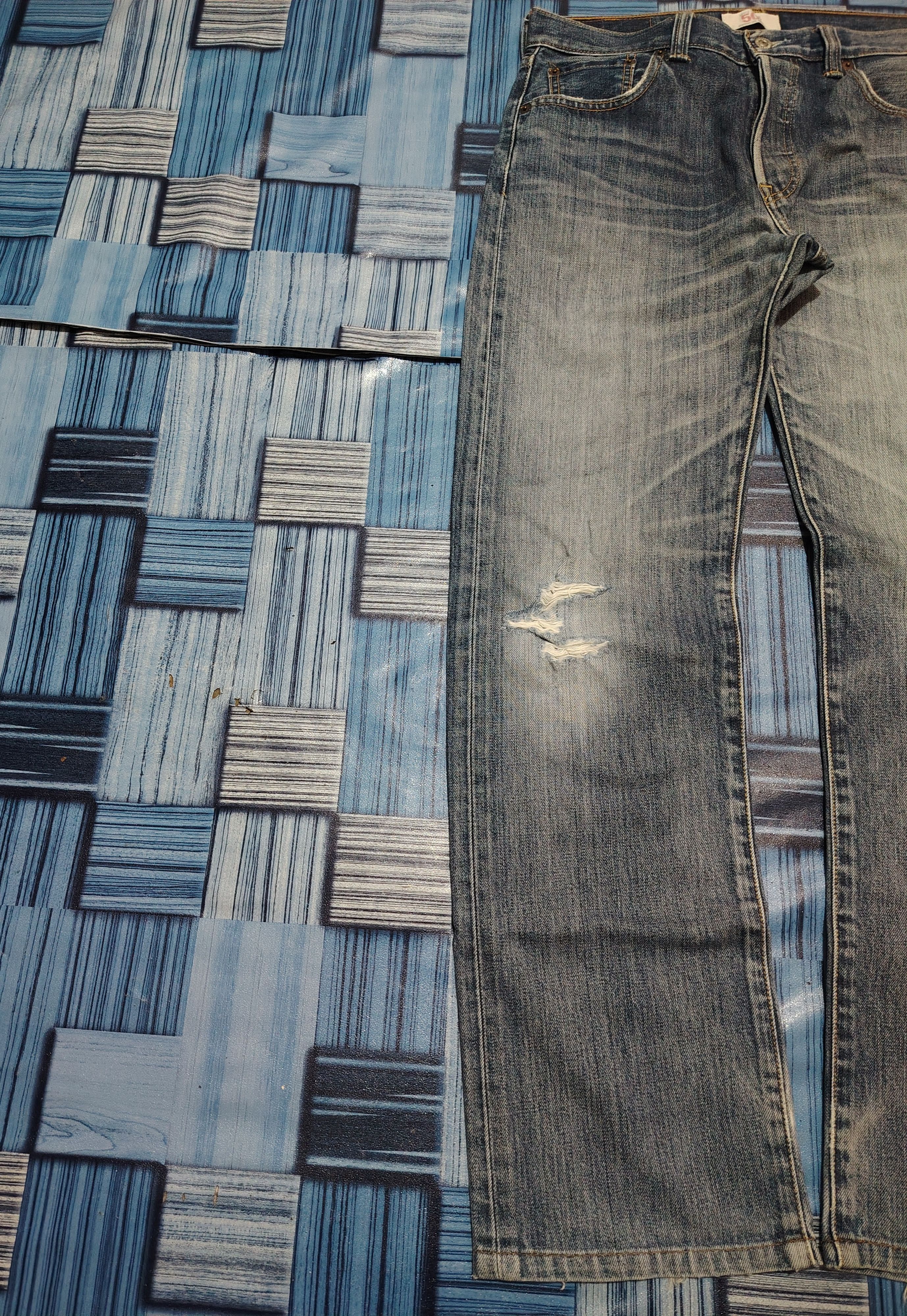 Levi's ⚡️Ripped⚡️Vintage Levi’s 501 Blue Washed Distressed Jeans Size US 32 / EU 48 - 4 Thumbnail