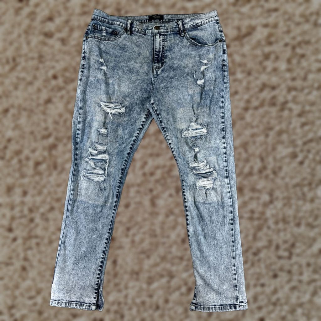 Ed Hardy VINTAGE Ed Hardy Jeans Mens 38 Blue Denim Distressed Tiger Paint Acid Wash 36x29 Size US 38 / EU 54 - 1 Thumbnail