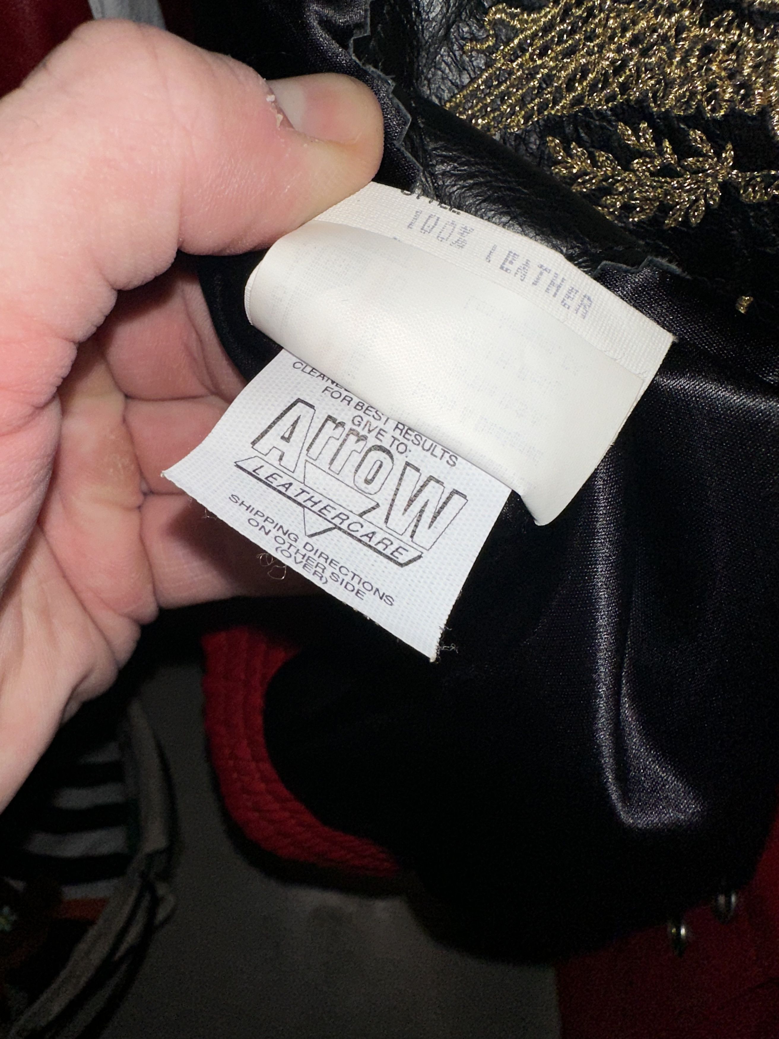 Jeff Hamilton × NBA × Vintage Vintage Jeff Hamilton *THREEPEAT BULLS* Leather Jacket Size US XL / EU 56 / 4 - 8 Thumbnail