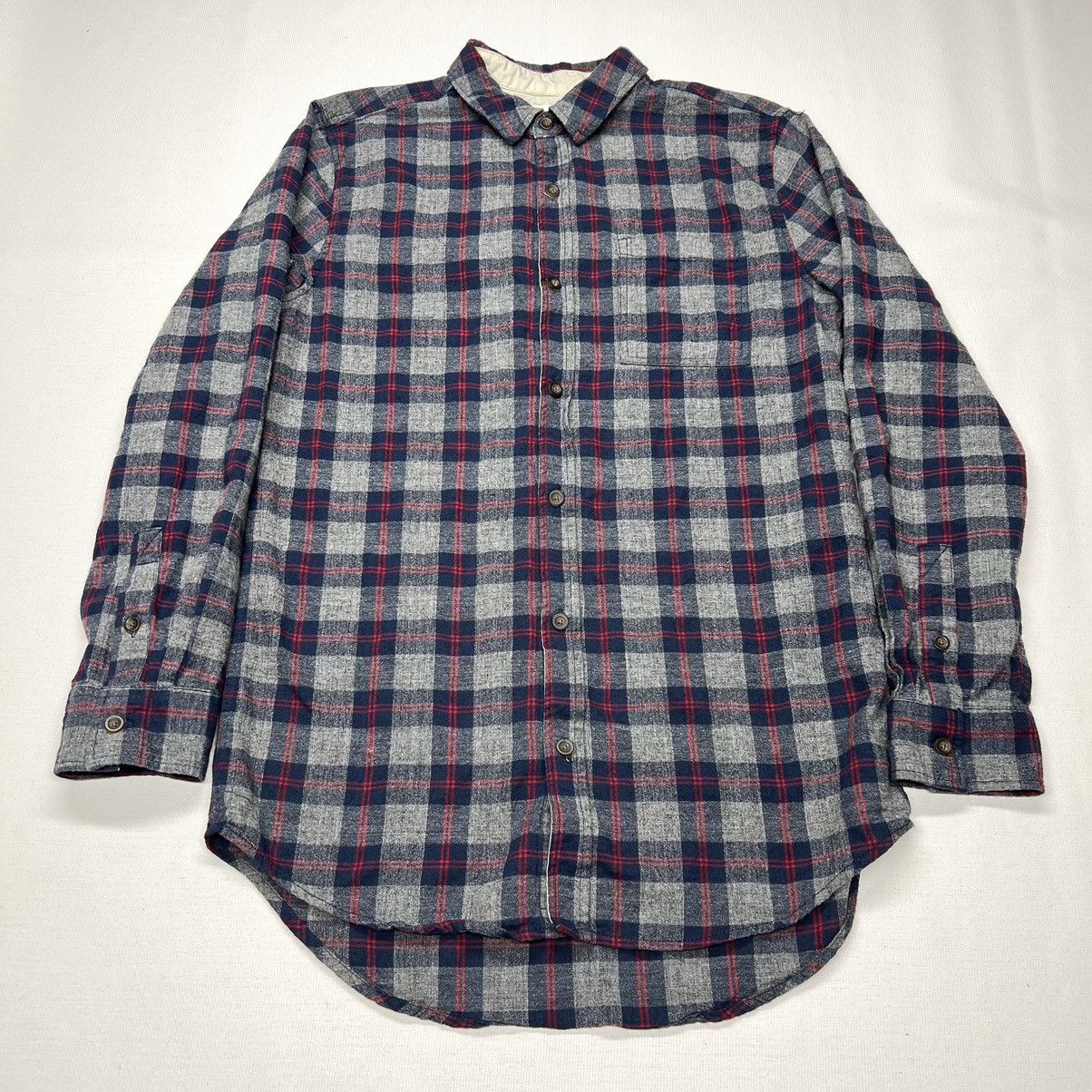 On The Byas On The Byas Flannel Shirt Grey Button Up Plaid Longer Length Size US M / EU 48-50 / 2 - 1 Thumbnail