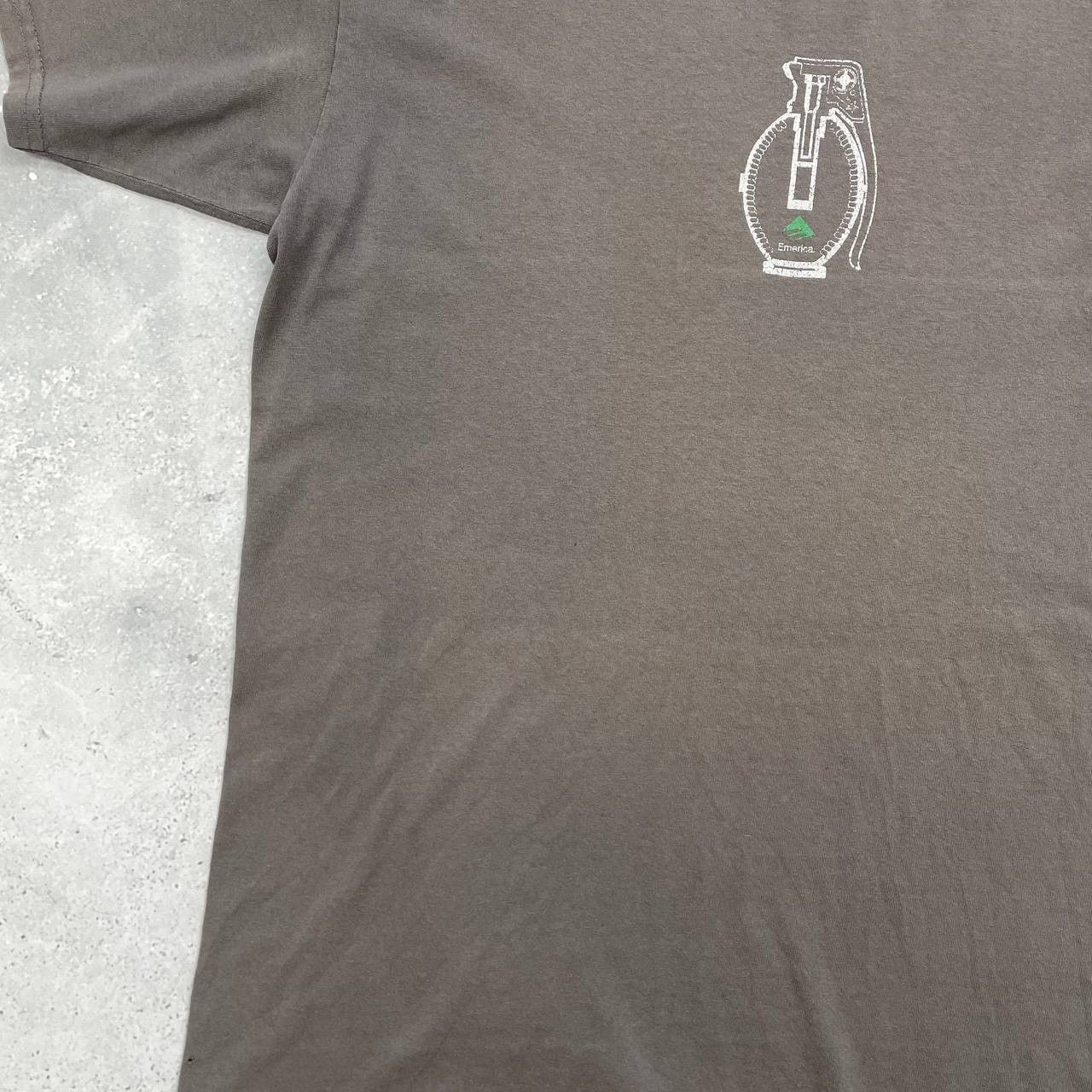 Emerica × Vintage Vintage 2000s Emerica Skateboarding Grenade T Shirt Faded Size US XL / EU 56 / 4 - 20 Thumbnail