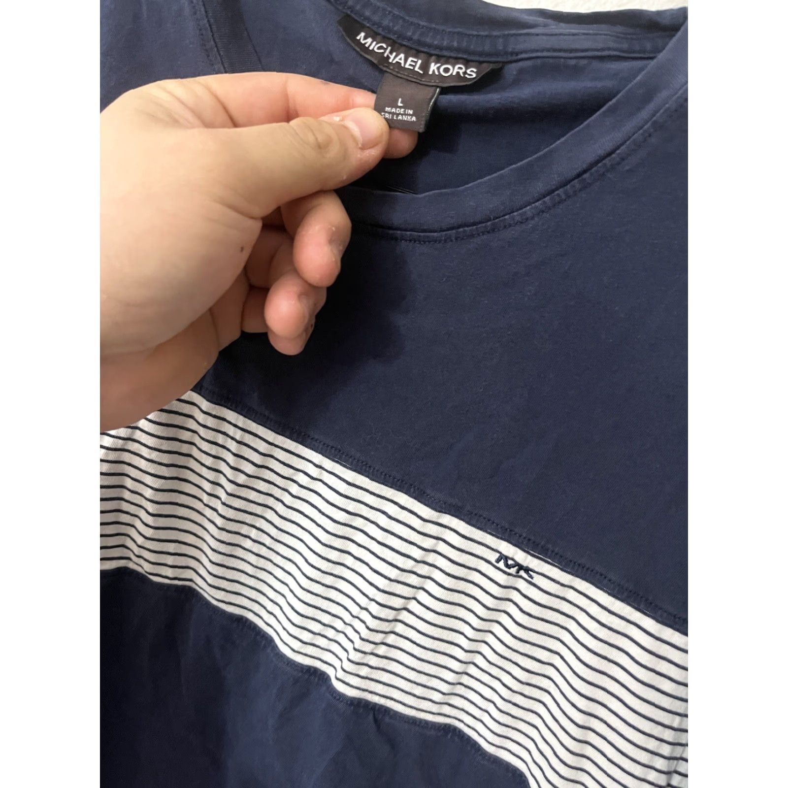 Michael Kors Michael Kors T-Shirt Large Crew Neck Short Sleeve Blue Solid Mens Casual Size US L / EU 52-54 / 3 - 2 Thumbnail
